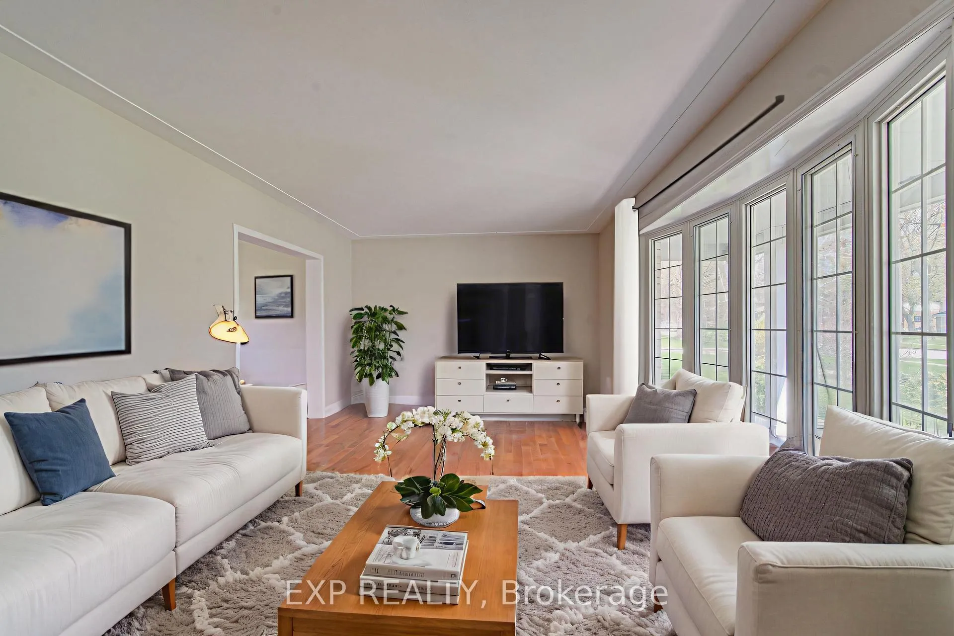 Photo 8 of 144 Shuh Avenue, Kitchener — HOMEH