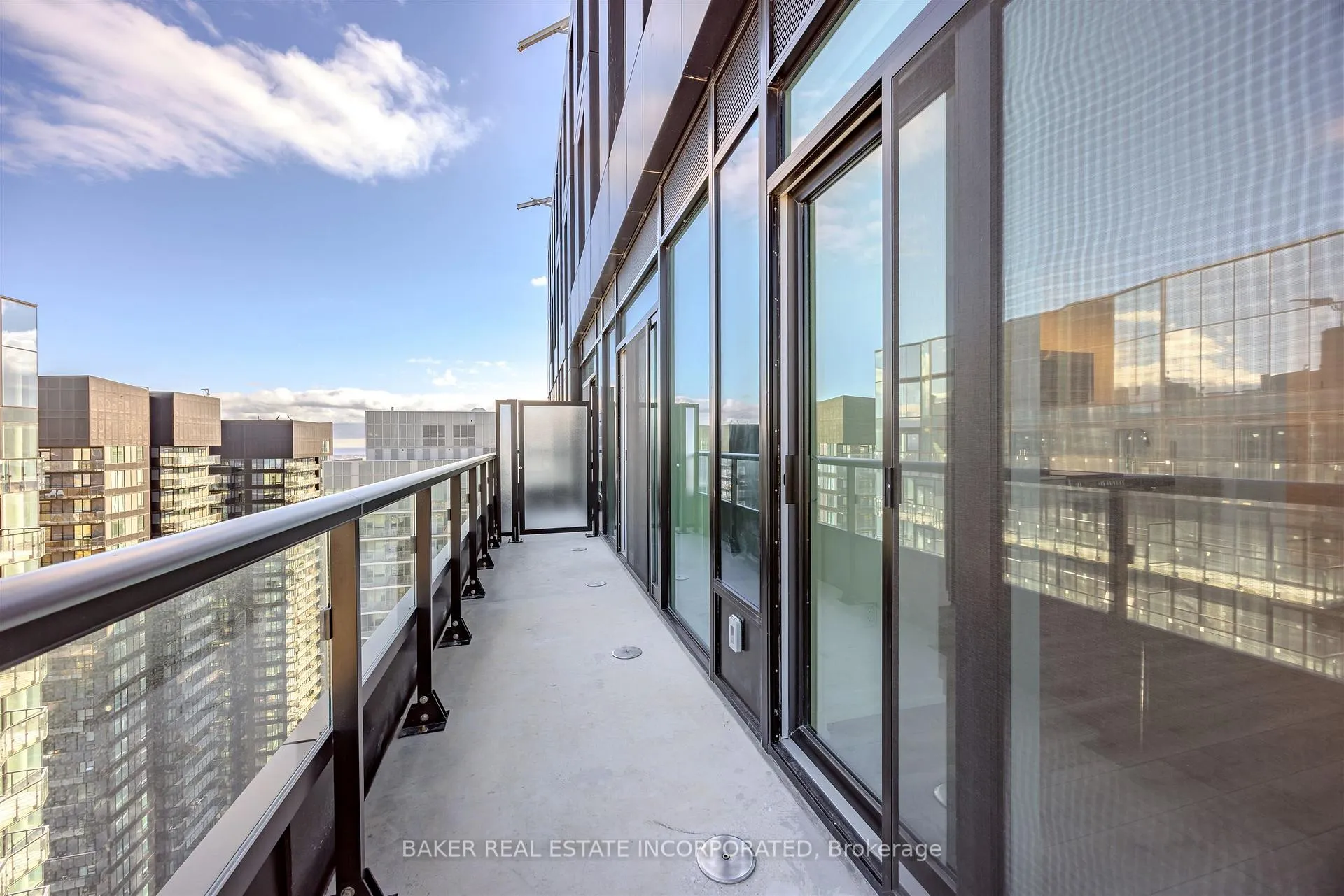 Photo 12 of Unit 3906, 223 Redpath Avenue, Toronto, Mount Pleasant West — HOMEH