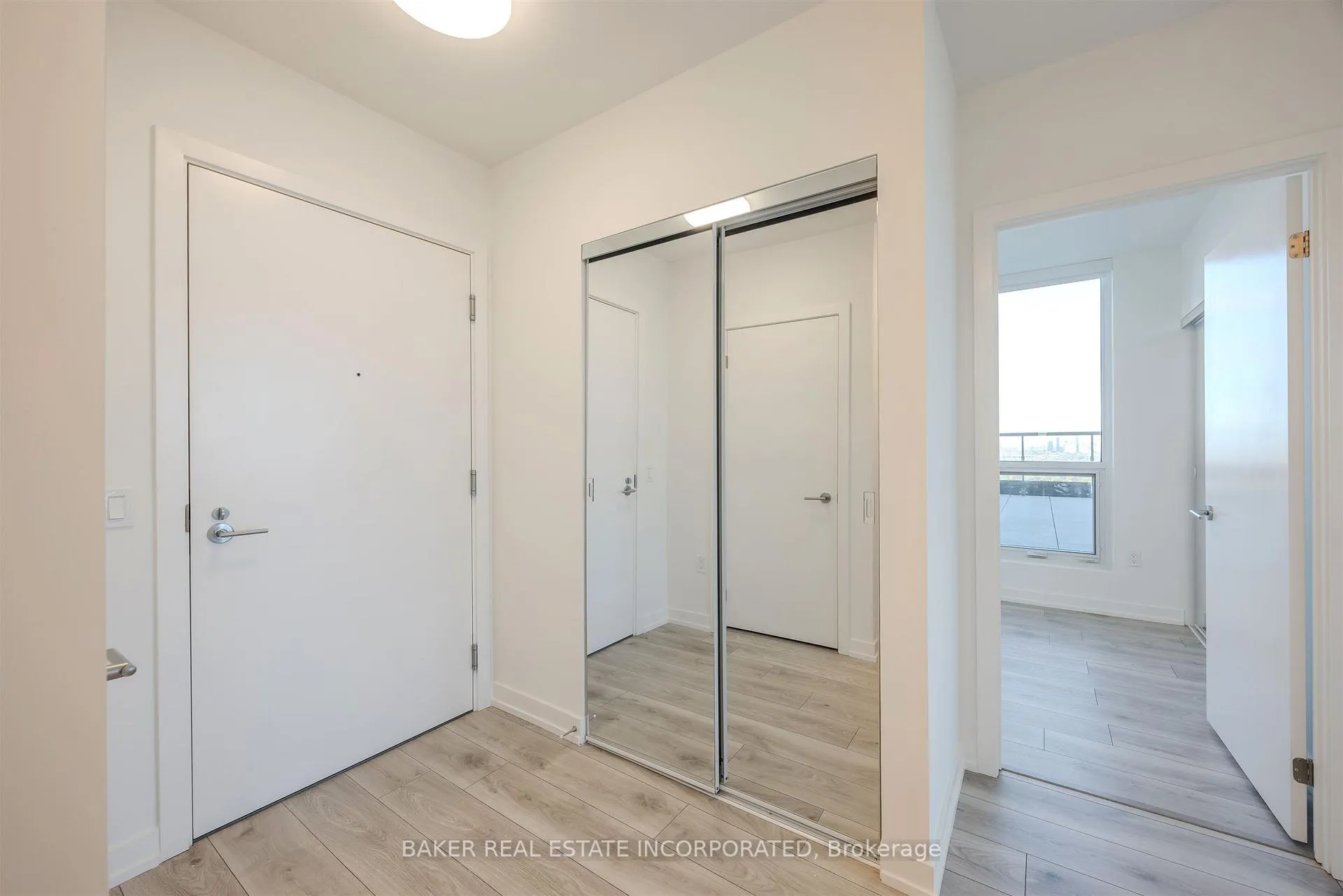 Photo 17 of Unit 3906, 223 Redpath Avenue, Toronto, Mount Pleasant West — HOMEH