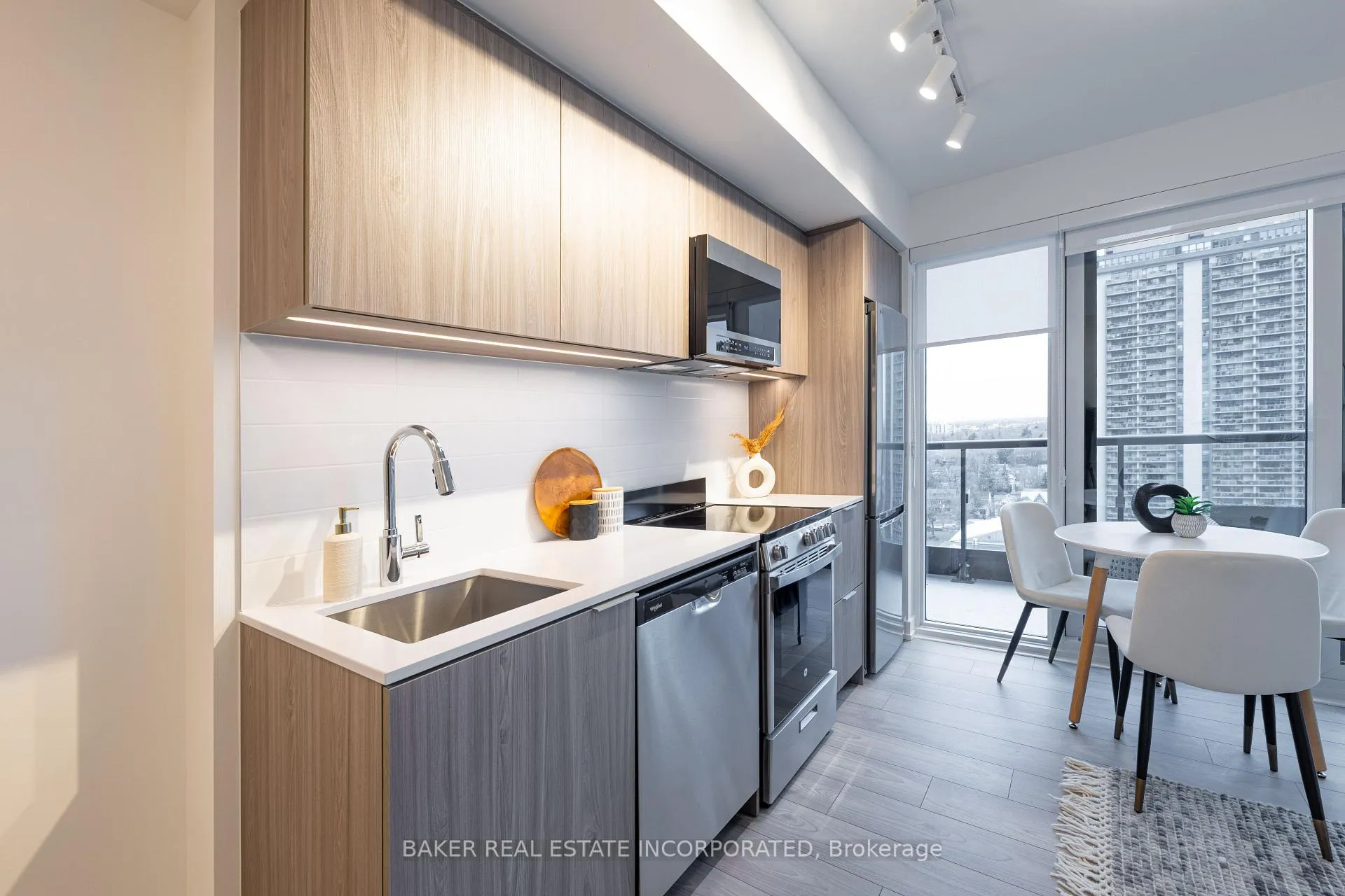 Photo 1 of Unit 3710, 223 Redpath Avenue, Toronto, Mount Pleasant West — HOMEH