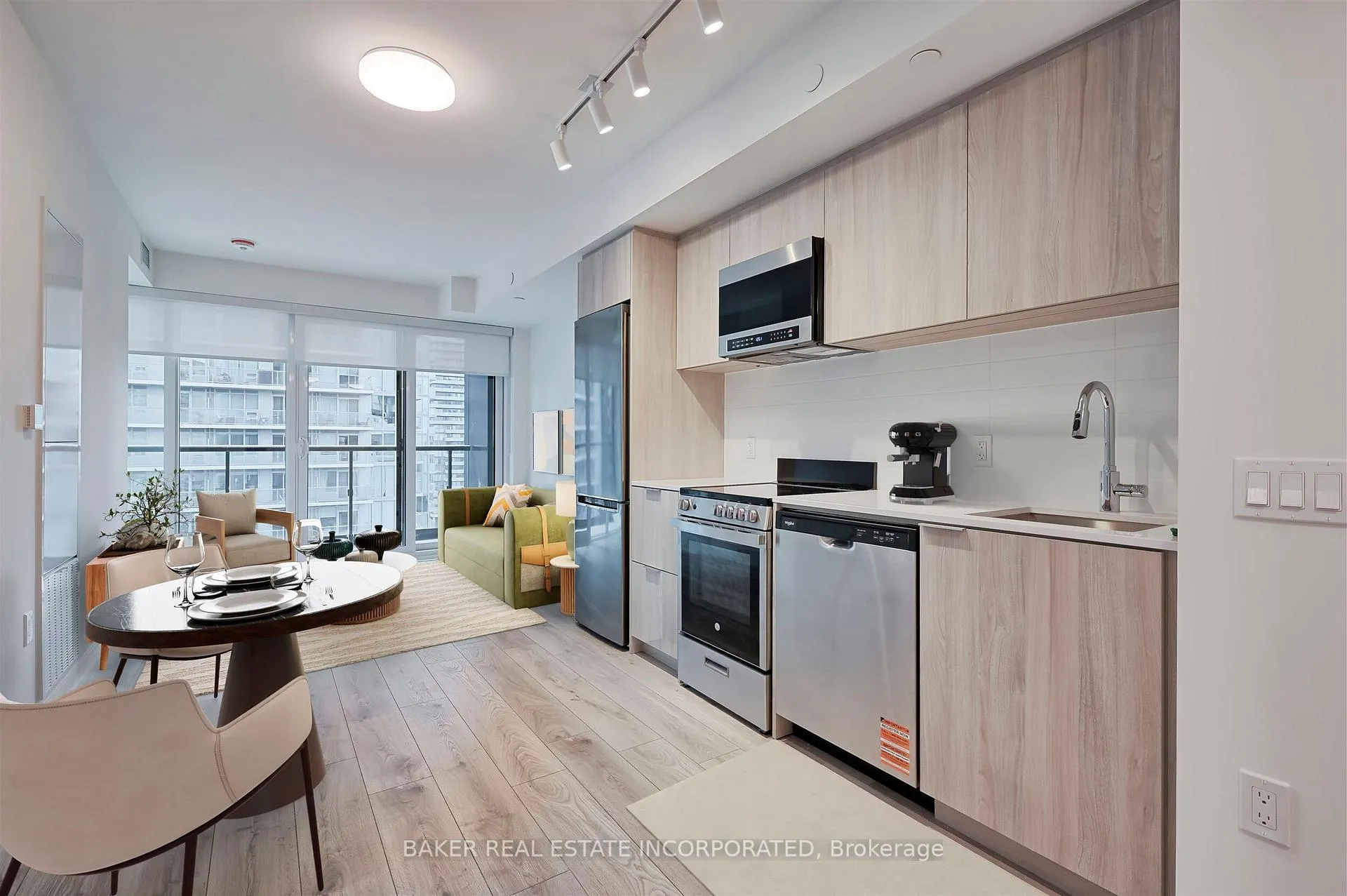 Photo 1 of Unit 2402, 223 Redpath Avenue, Toronto, Mount Pleasant West — HOMEH