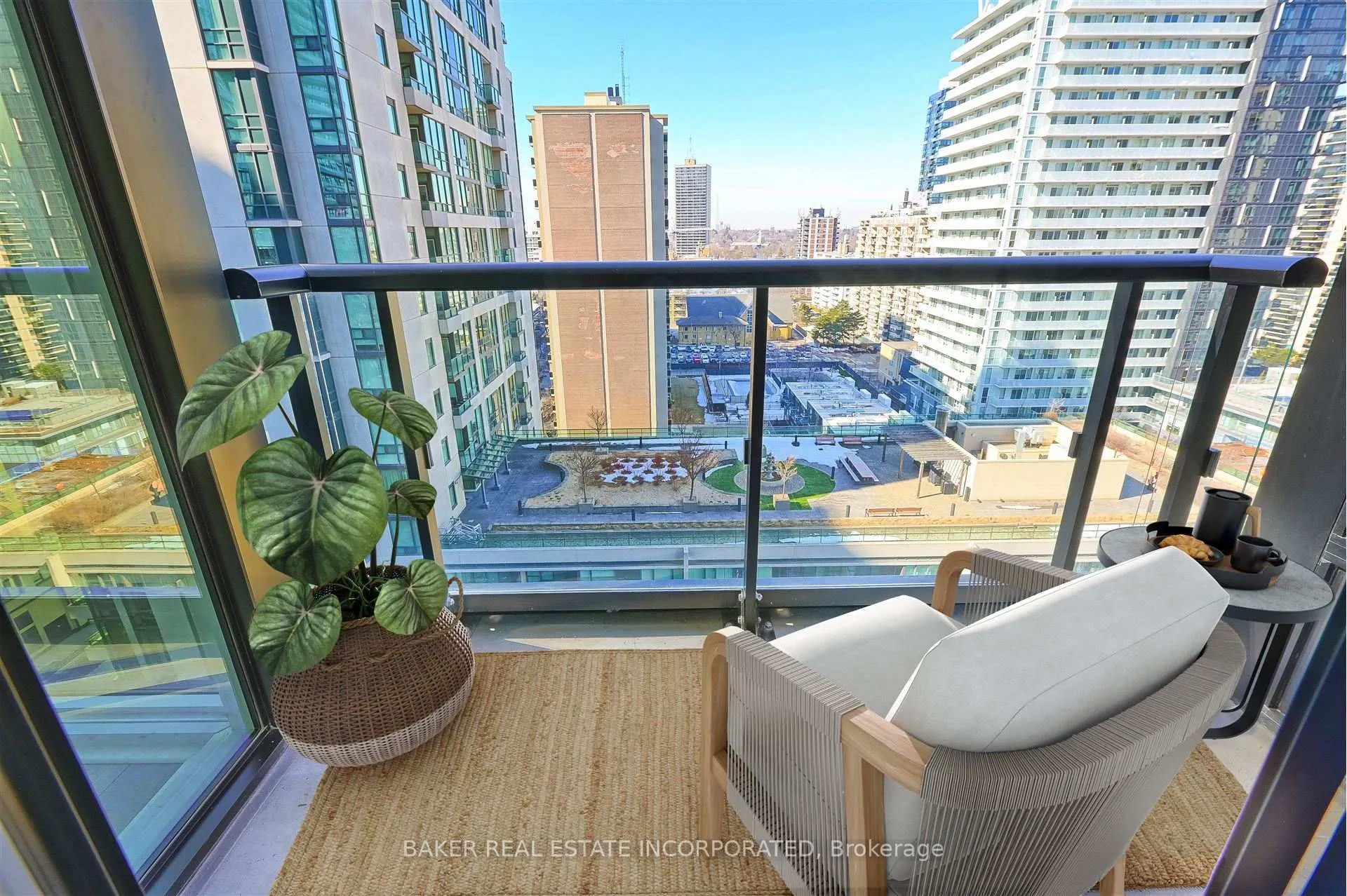 Photo 15 of Unit 2906, 223 Redpath Avenue, Toronto, Mount Pleasant West — HOMEH