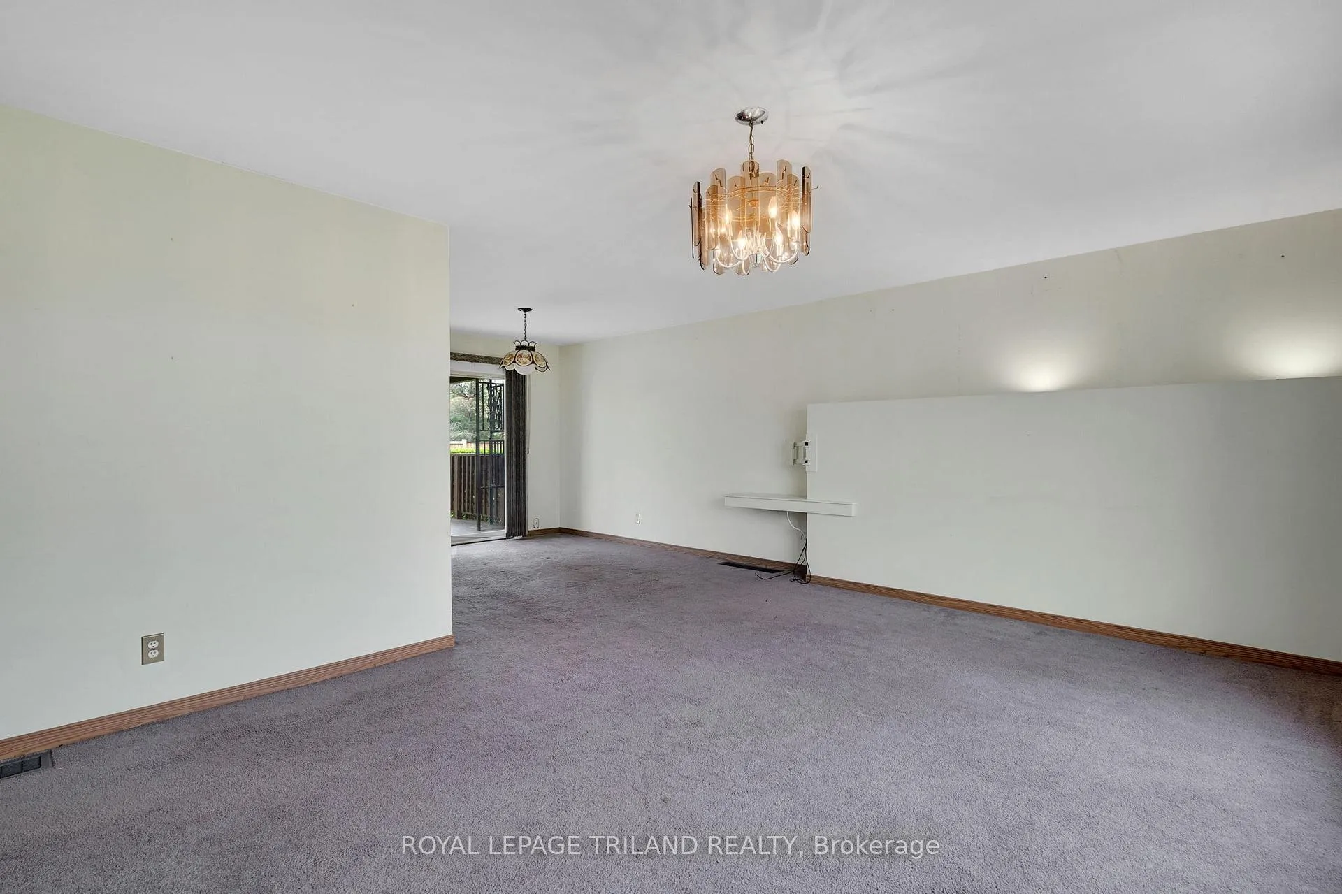 Photo 6 of 47932 College Line, Malahide, Rural Malahide — HOMEH