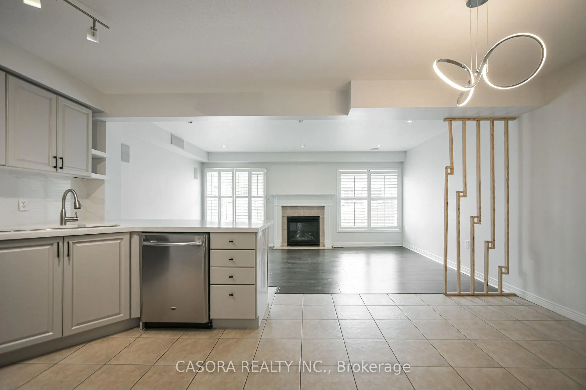 Photo 6 of 33 Hannon Crescent, Hamilton, Rural Glanbrook — HOMEH