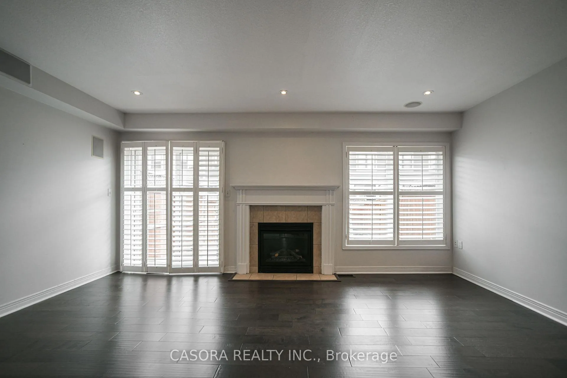 Photo 7 of 33 Hannon Crescent, Hamilton, Rural Glanbrook — HOMEH