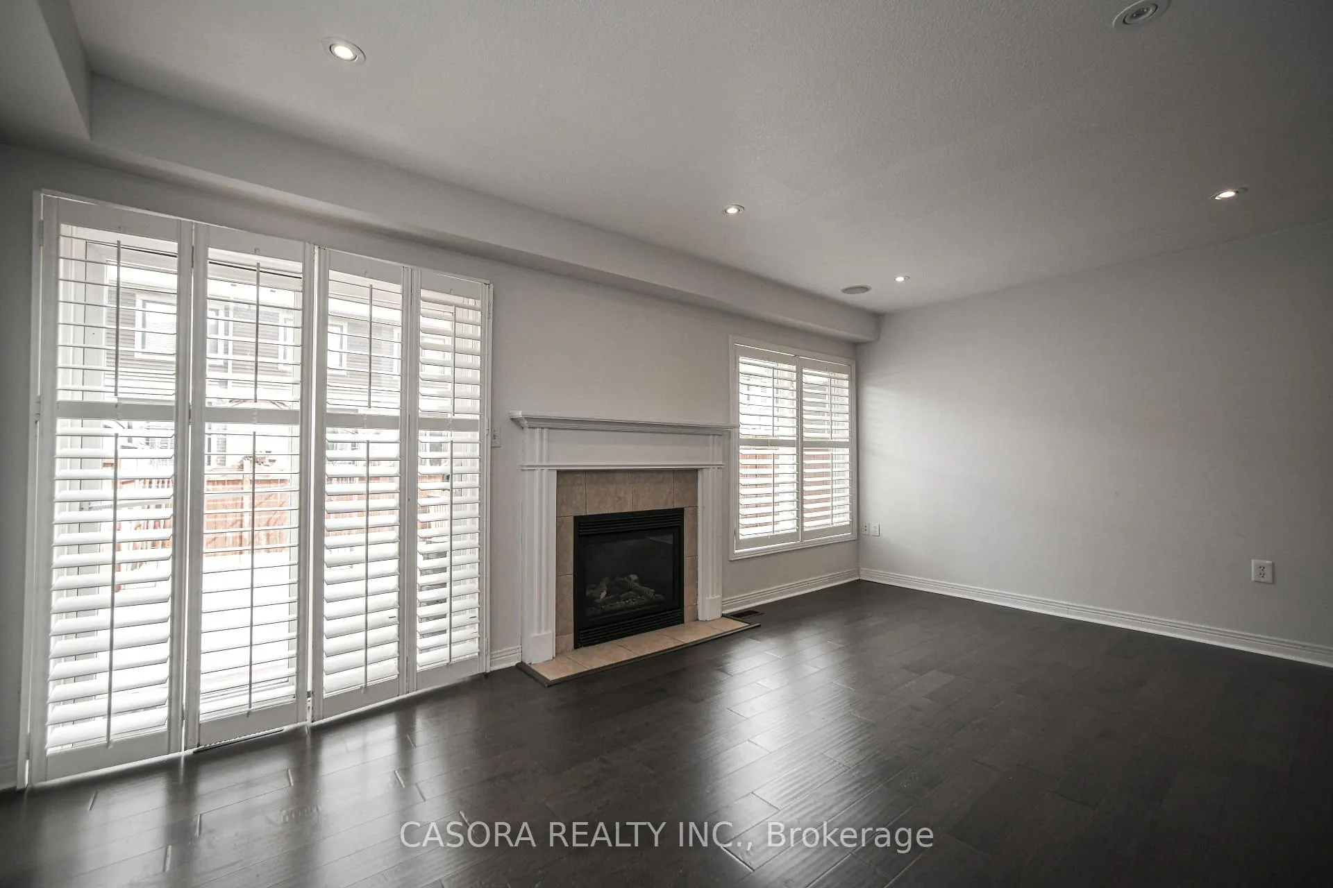 Photo 9 of 33 Hannon Crescent, Hamilton, Rural Glanbrook — HOMEH