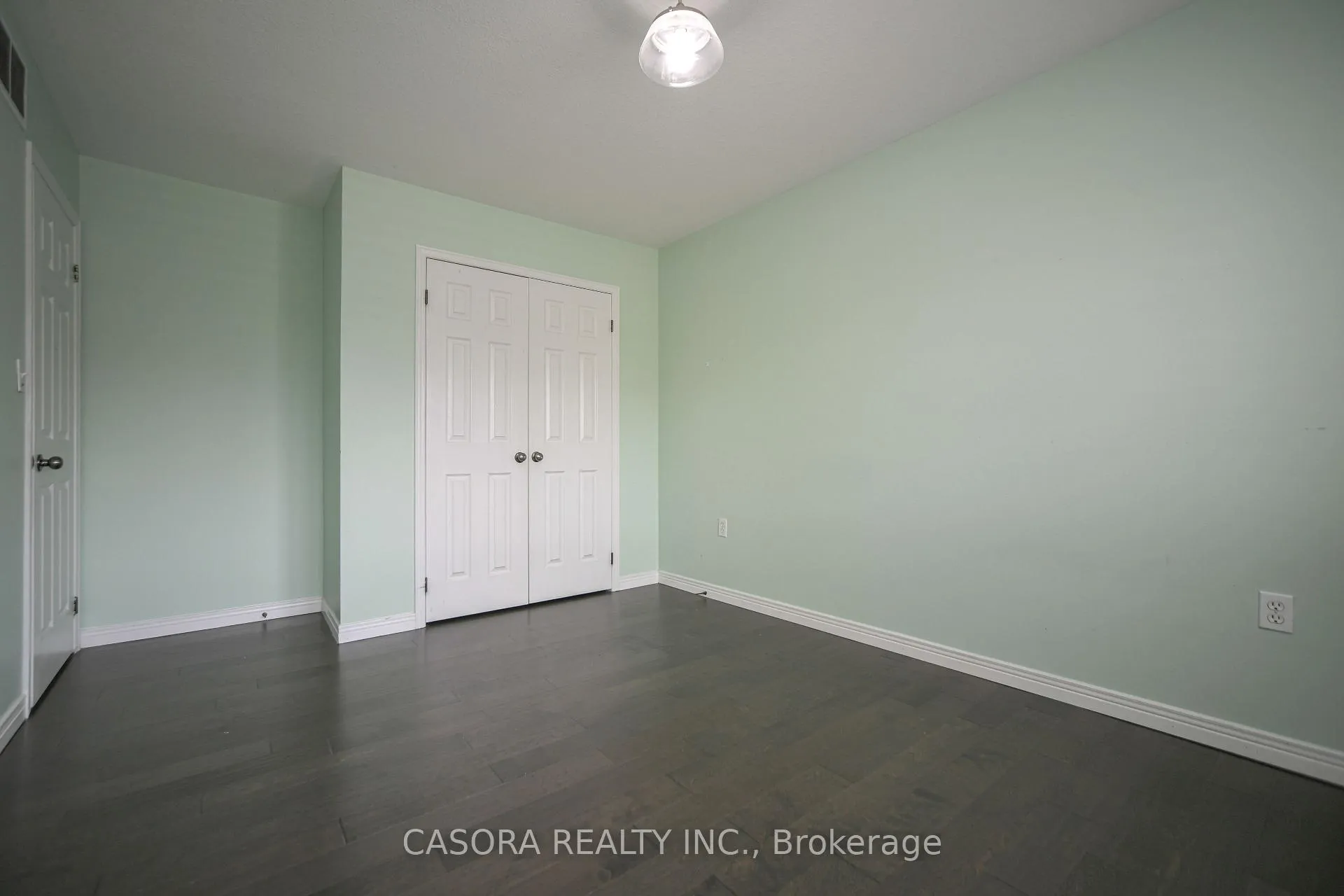 Photo 29 of 33 Hannon Crescent, Hamilton, Rural Glanbrook — HOMEH