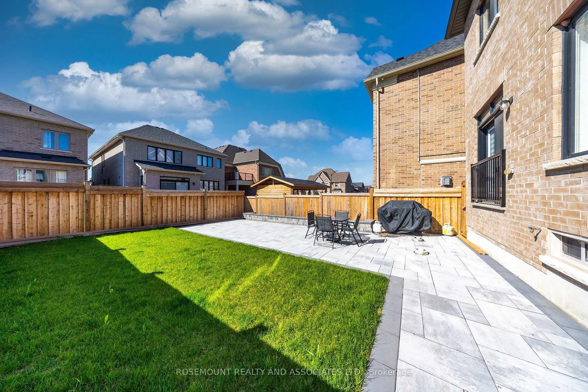 Photo 6 of 3 Priory Drive, Whitby, Rural Whitby — HOMEH