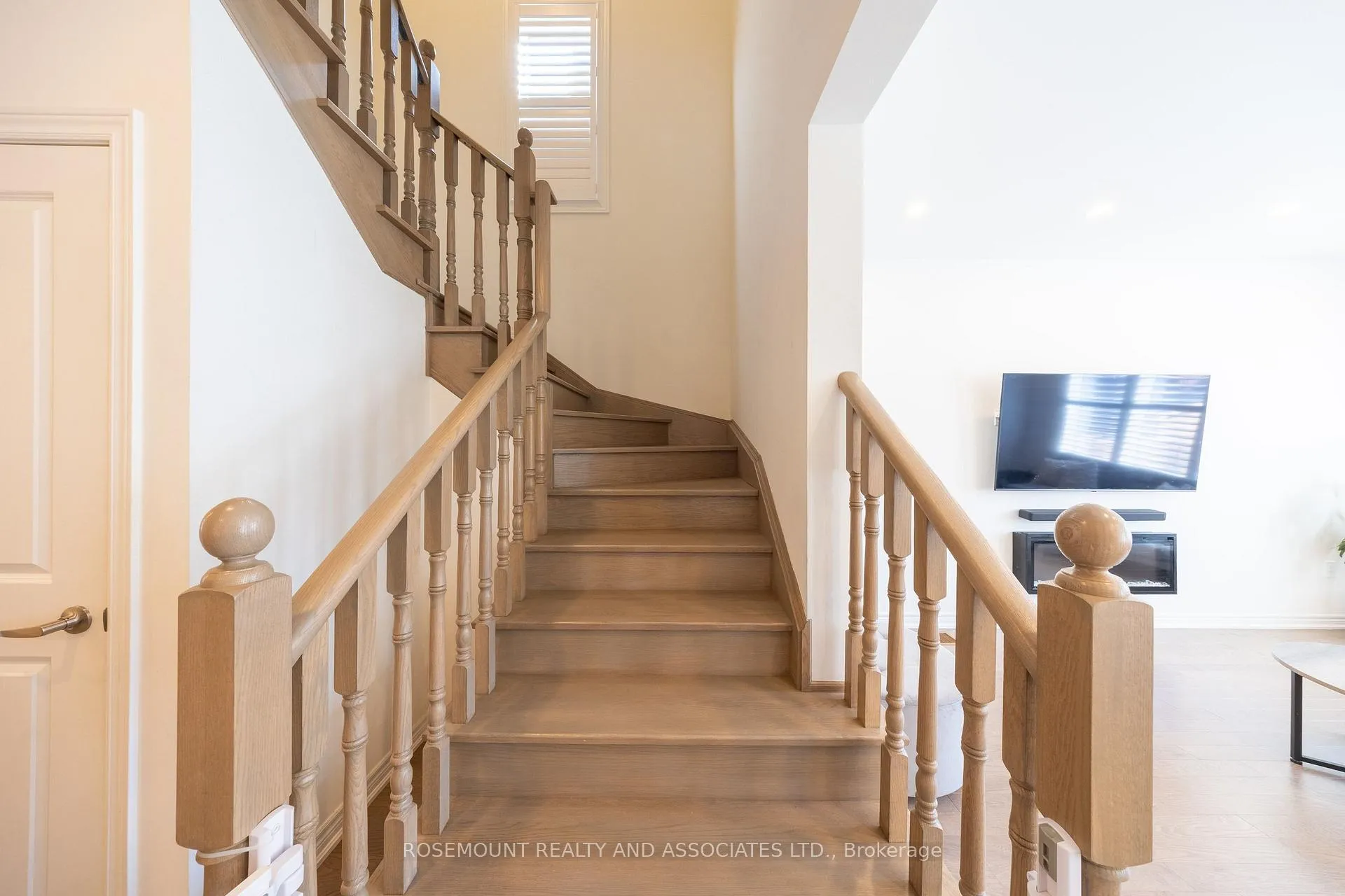 Photo 15 of 3 Priory Drive, Whitby, Rural Whitby — HOMEH