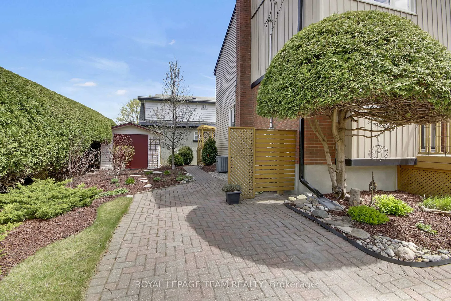 Photo 19 of 431 Roosevelt Avenue, Ottawa, McKellar/Highland — HOMEH