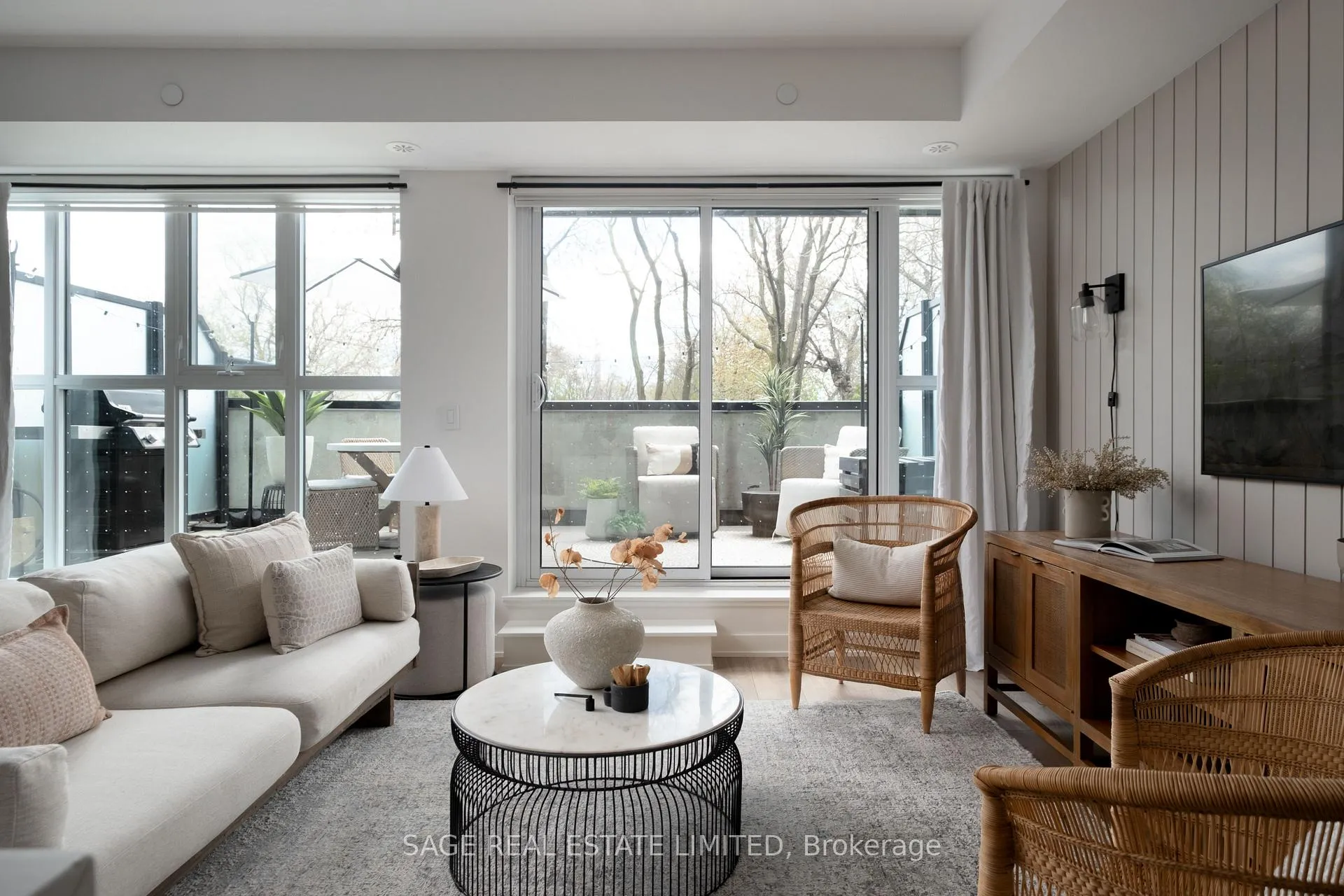 Photo 3 of Unit 212, 899 Queen Street E, Toronto, South Riverdale — HOMEH