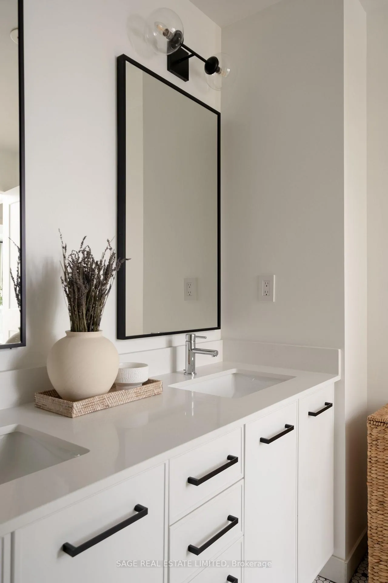 Photo 33 of Unit 212, 899 Queen Street E, Toronto, South Riverdale — HOMEH