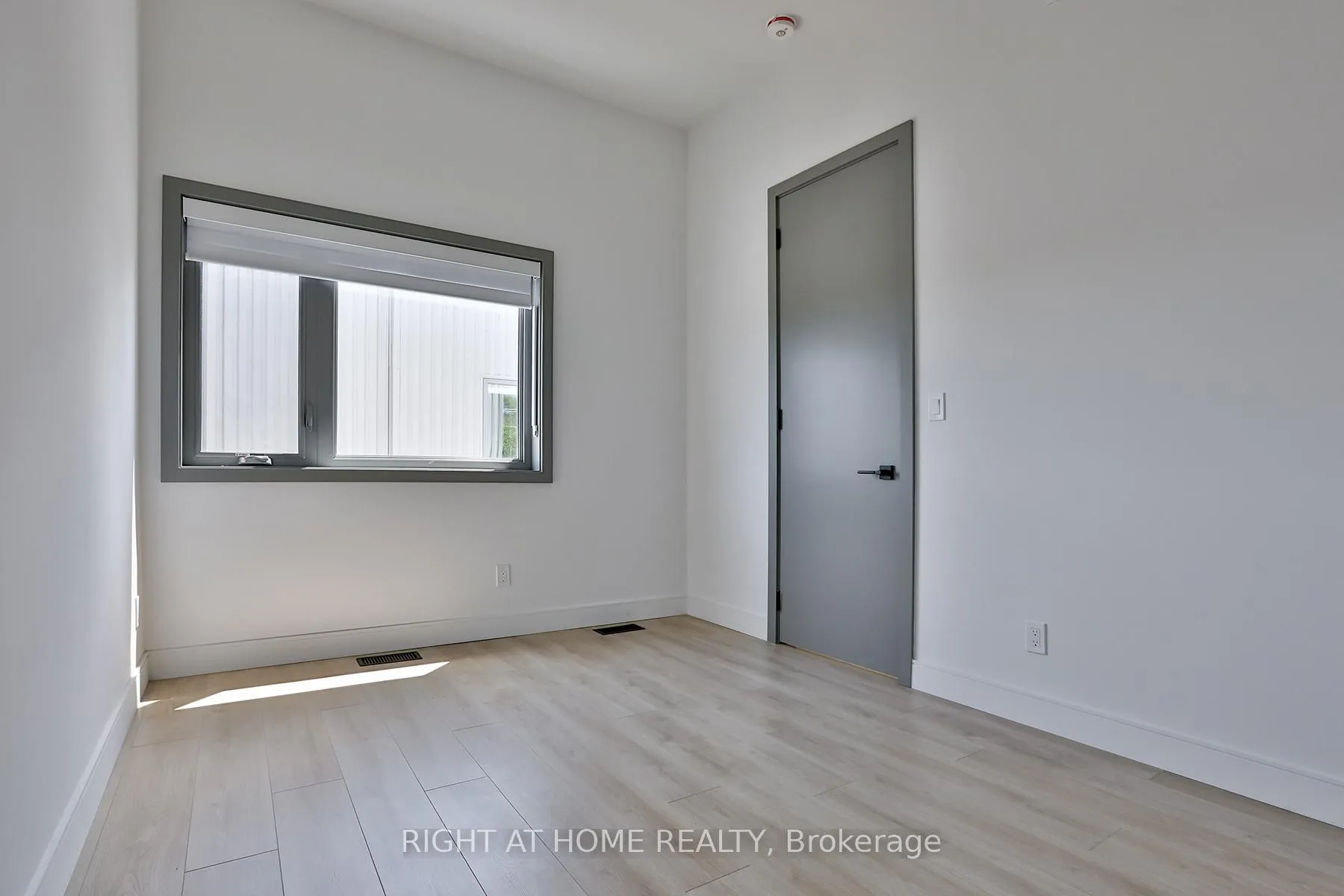 Photo 16 of Unit Unit 4, 1169 Davenport Road, Toronto, Wychwood — HOMEH