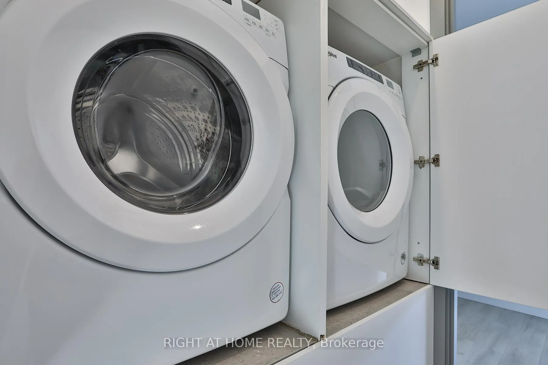 Photo 19 of Unit Unit 4, 1169 Davenport Road, Toronto, Wychwood — HOMEH