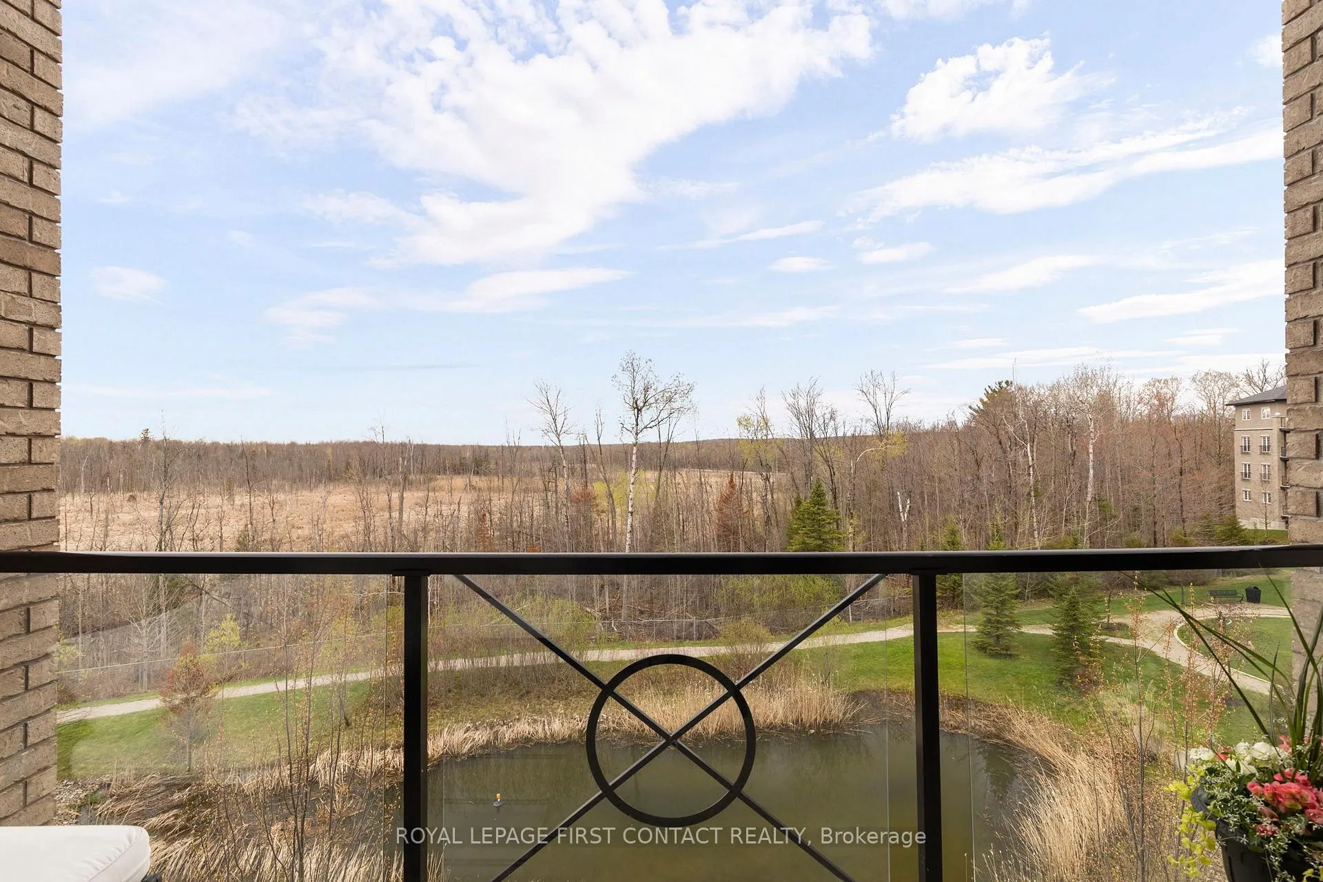 Photo 8 of Unit 309, 42 Ferndale Drive S, Barrie, Ardagh — HOMEH
