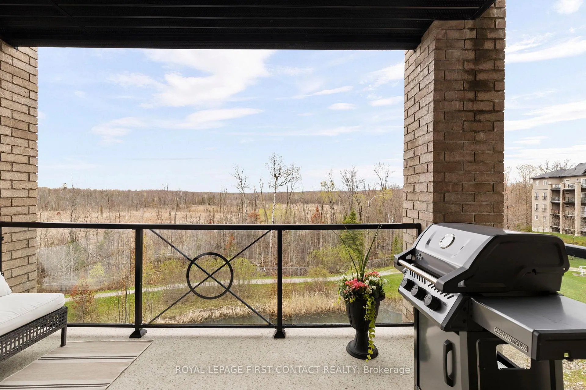 Photo 9 of Unit 309, 42 Ferndale Drive S, Barrie, Ardagh — HOMEH