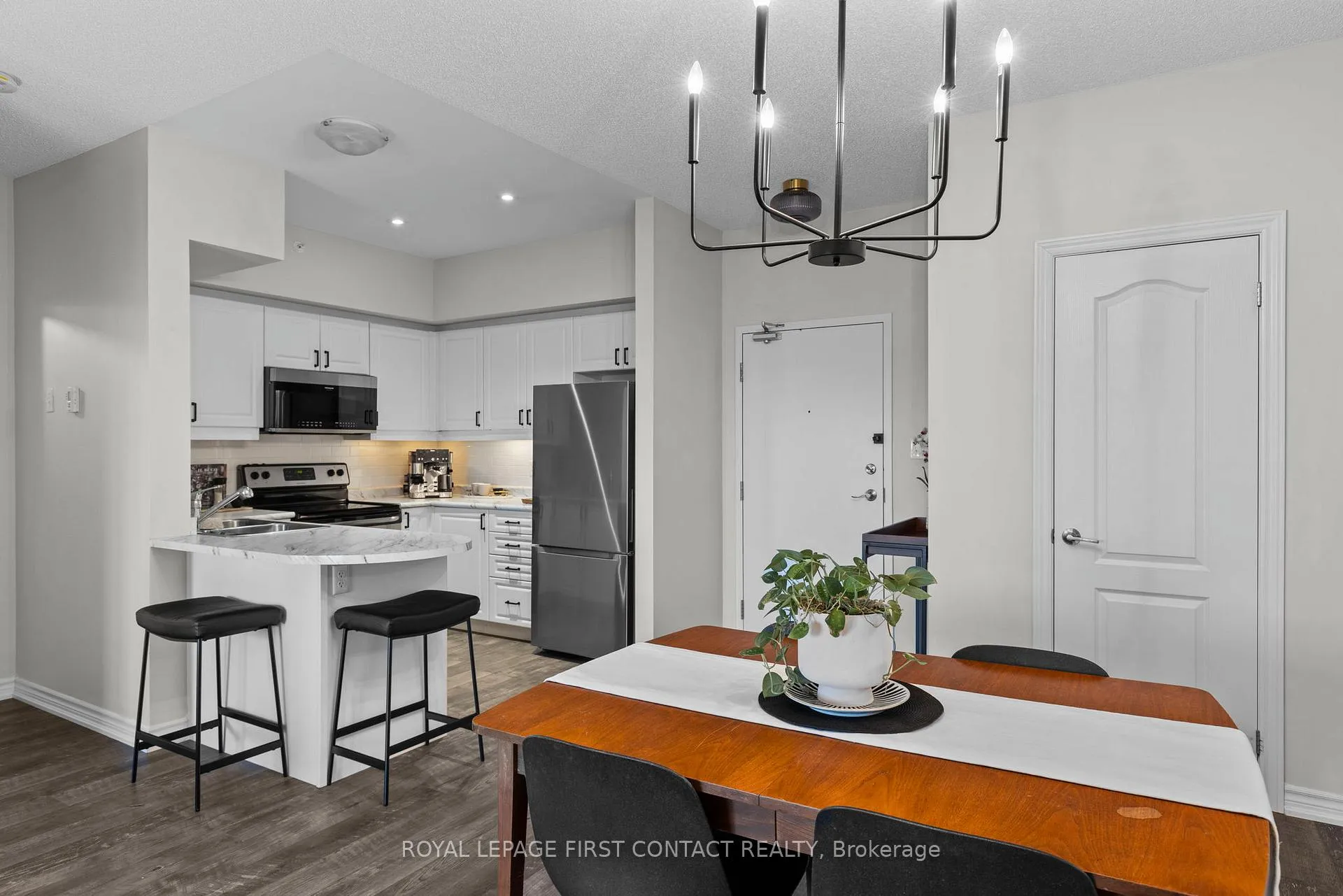 Photo 11 of Unit 309, 42 Ferndale Drive S, Barrie, Ardagh — HOMEH