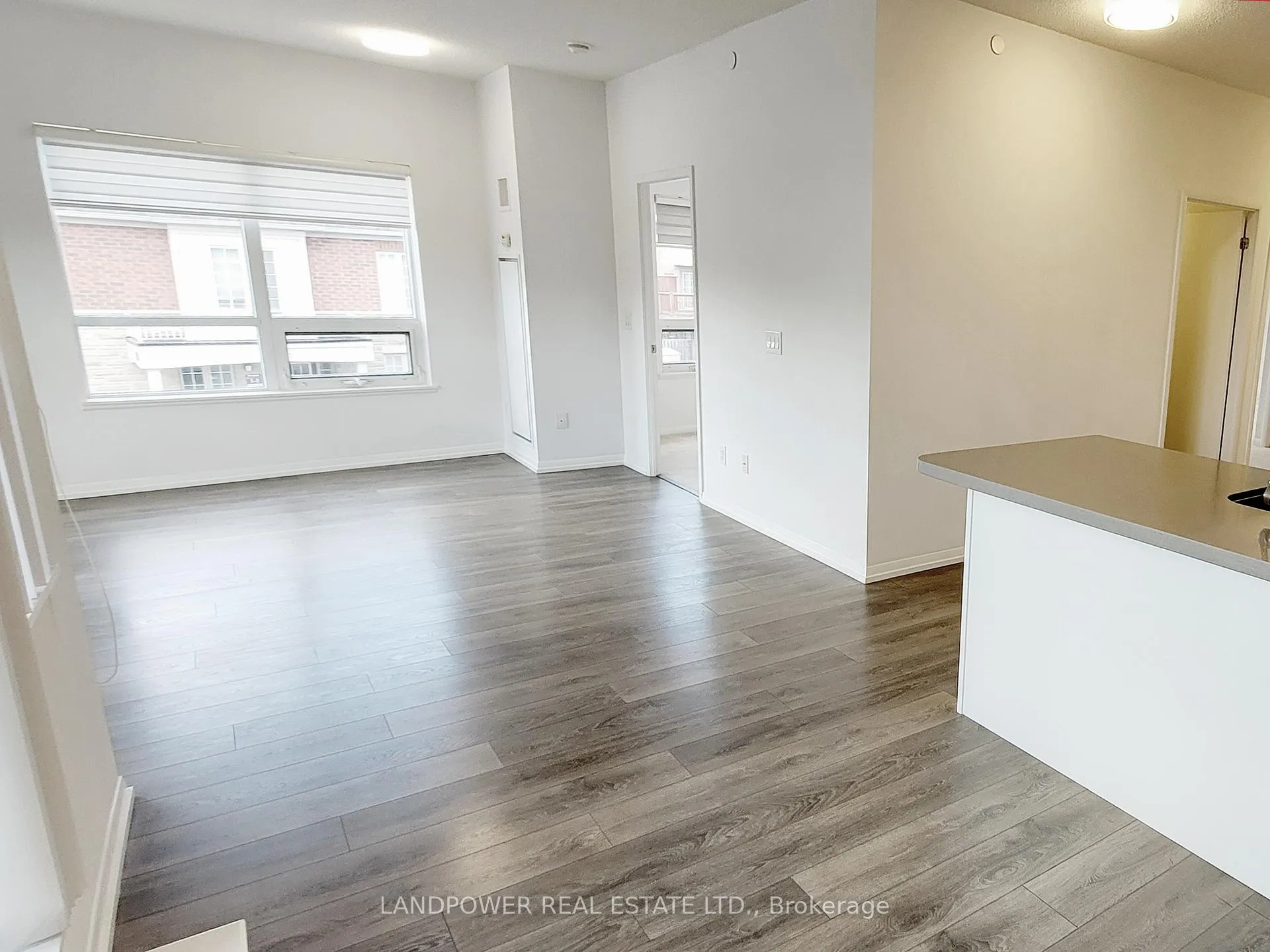 Photo 12 of Unit 227, 540 Bur Oak Avenue, Markham, Berczy — HOMEH