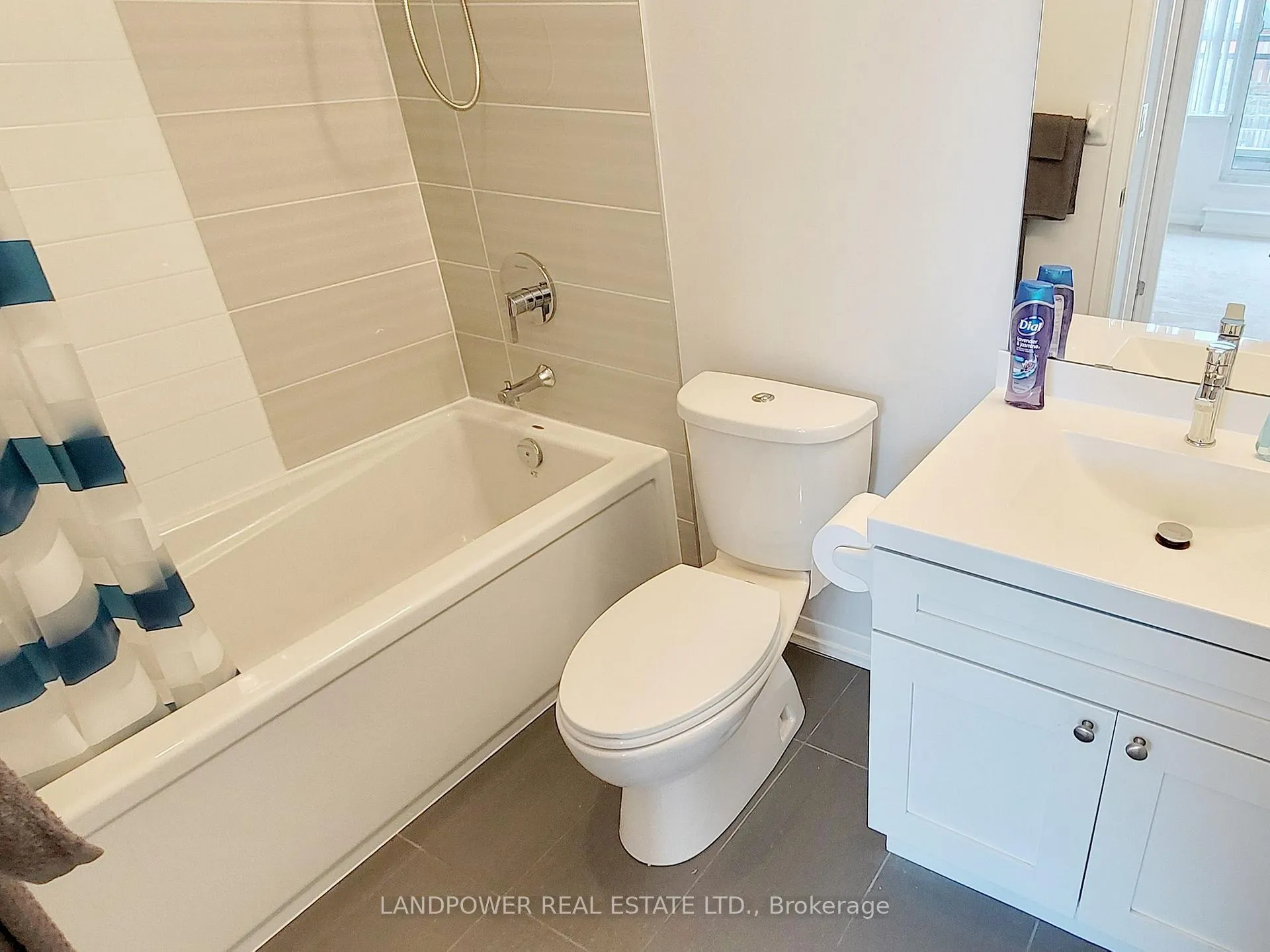 Photo 19 of Unit 227, 540 Bur Oak Avenue, Markham, Berczy — HOMEH