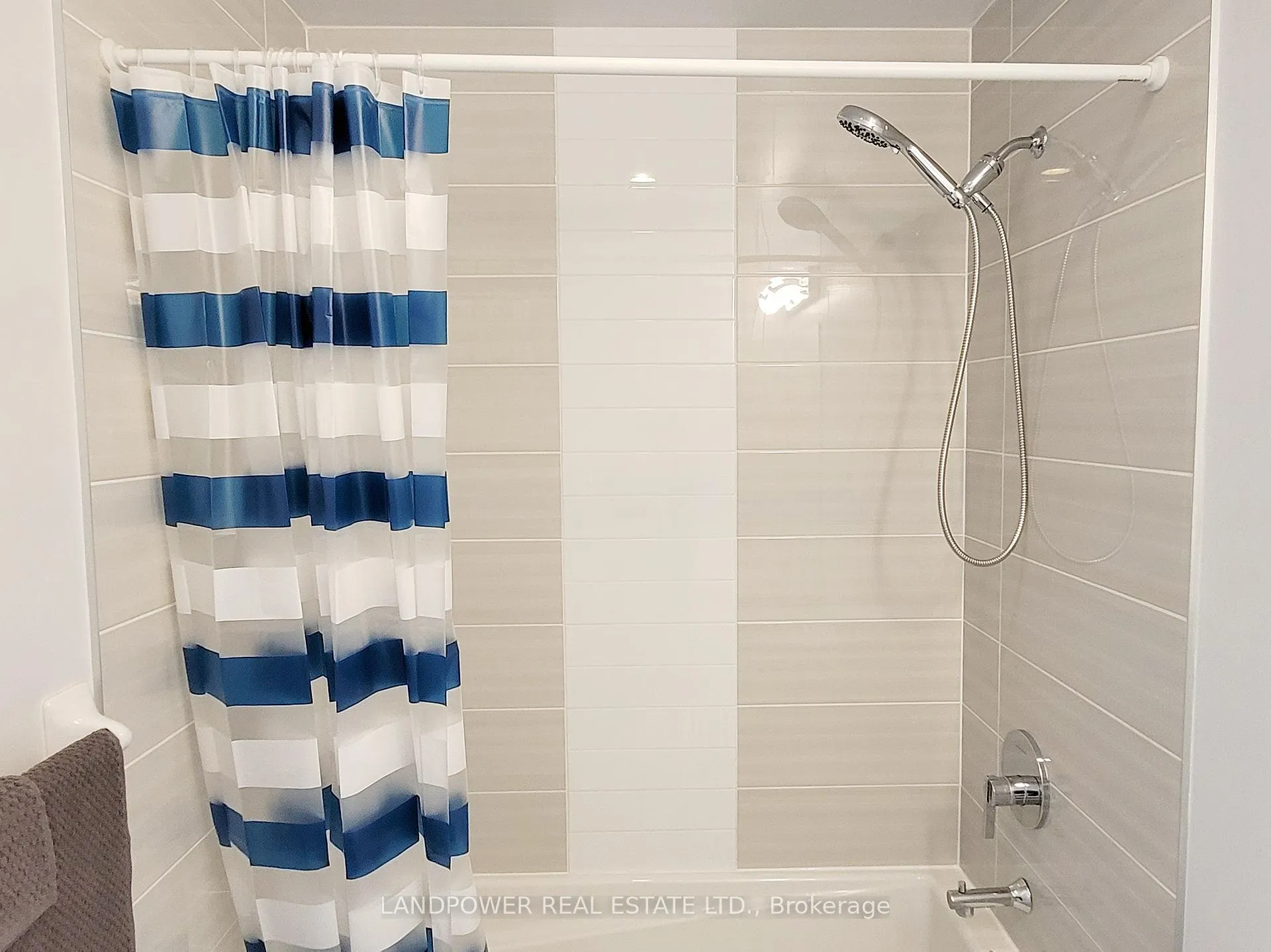 Photo 21 of Unit 227, 540 Bur Oak Avenue, Markham, Berczy — HOMEH
