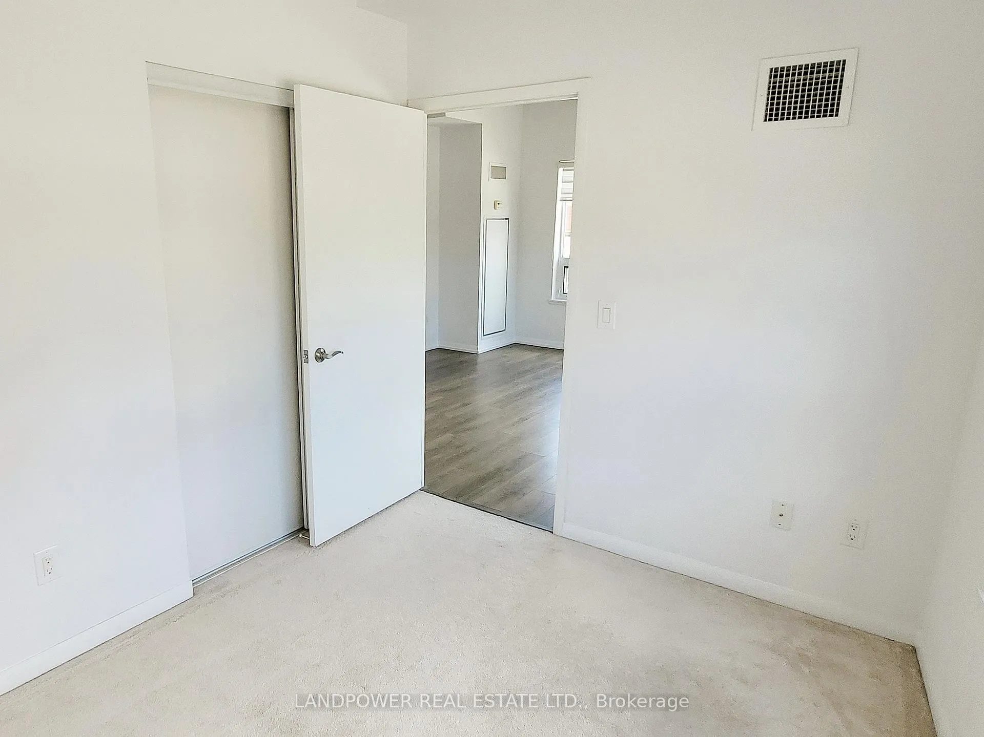 Photo 22 of Unit 227, 540 Bur Oak Avenue, Markham, Berczy — HOMEH