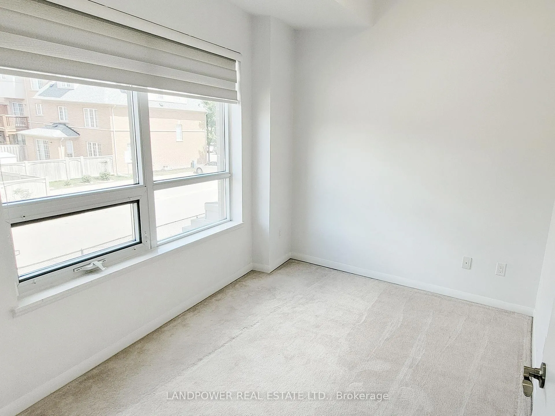 Photo 23 of Unit 227, 540 Bur Oak Avenue, Markham, Berczy — HOMEH