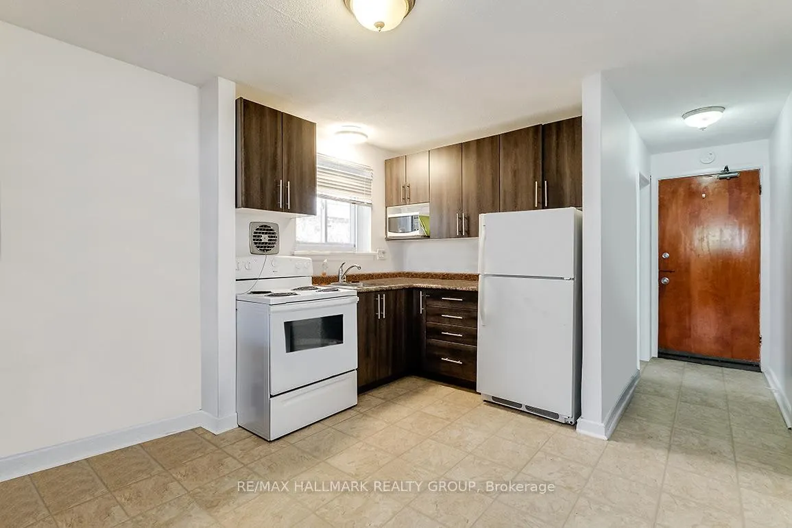 Photo 2 of Unit 1, 296 St Patrick Street, Ottawa, Lower Town/Byward Market — HOMEH
