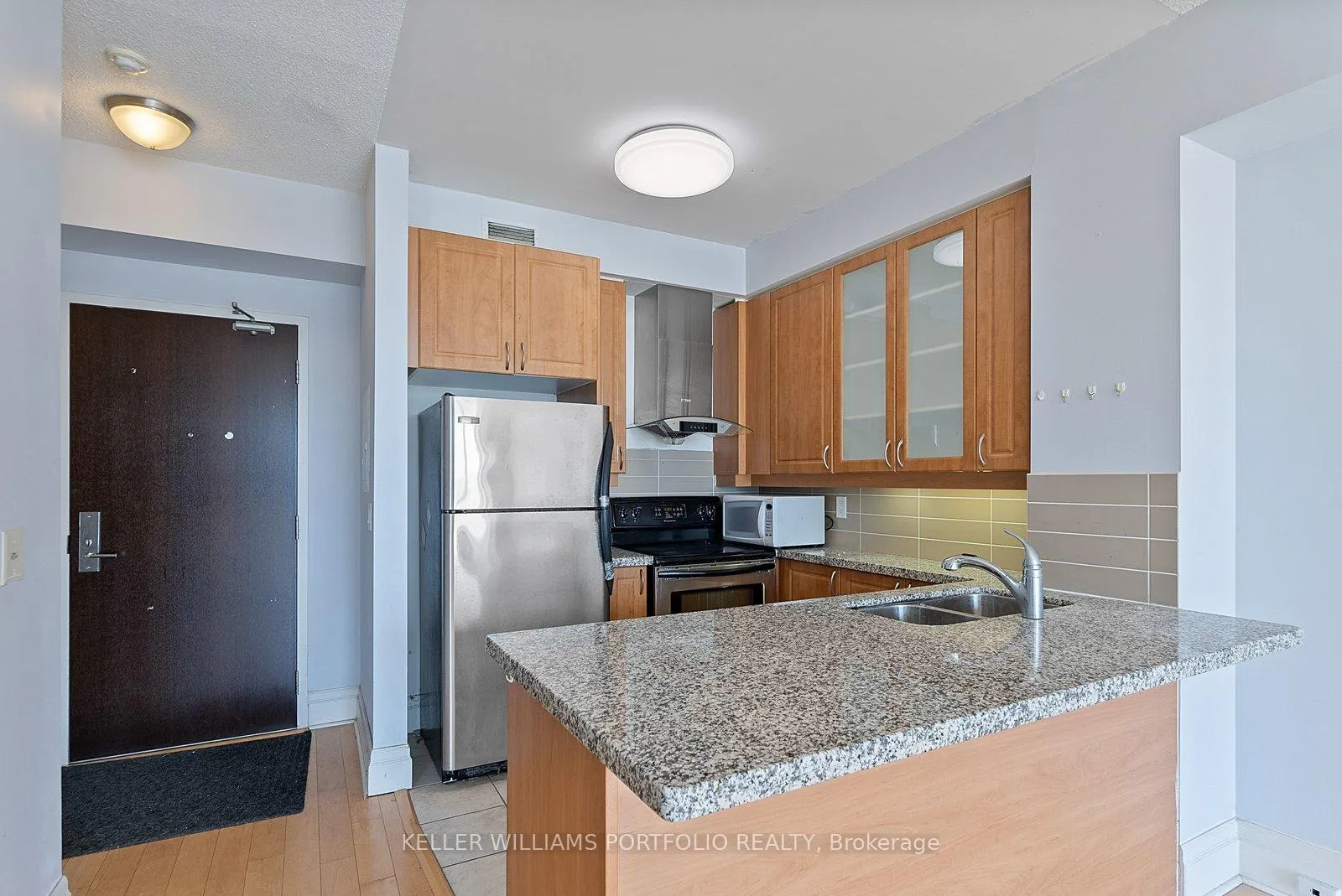 Photo 6 of Unit 607, 39 Upper Duke Crescent, Markham, Unionville — HOMEH