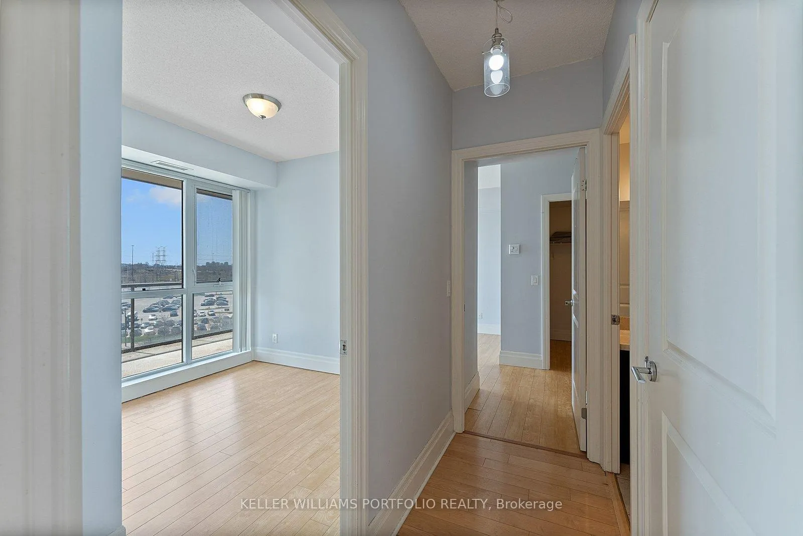 Photo 15 of Unit 607, 39 Upper Duke Crescent, Markham, Unionville — HOMEH