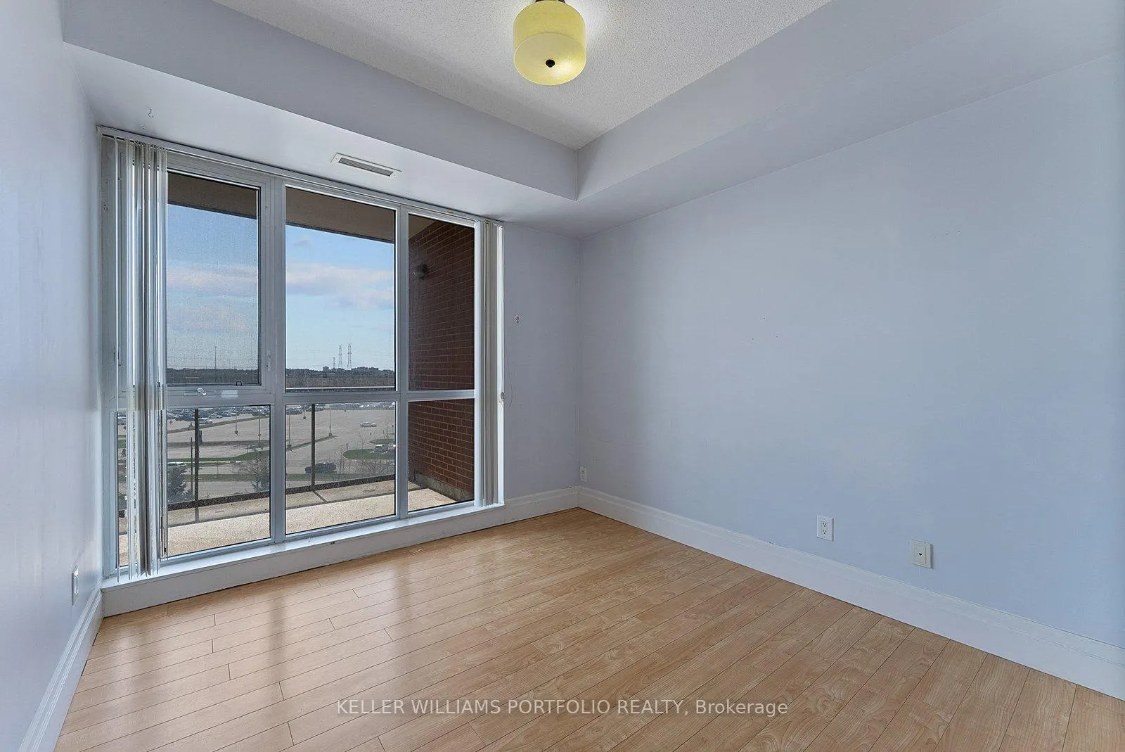 Photo 16 of Unit 607, 39 Upper Duke Crescent, Markham, Unionville — HOMEH
