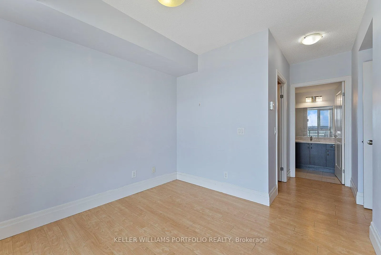 Photo 18 of Unit 607, 39 Upper Duke Crescent, Markham, Unionville — HOMEH