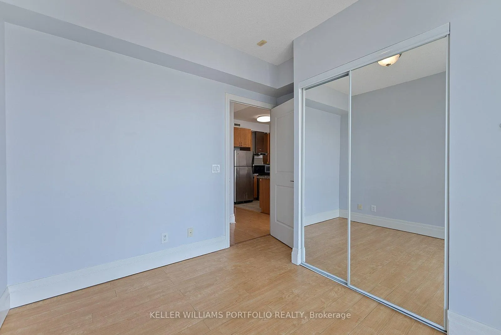 Photo 23 of Unit 607, 39 Upper Duke Crescent, Markham, Unionville — HOMEH