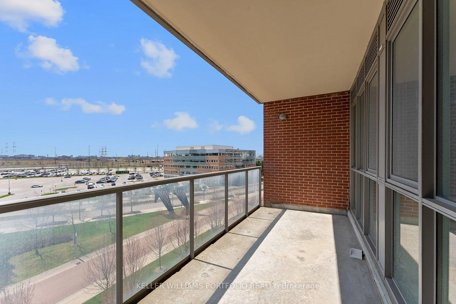 Photo 26 of Unit 607, 39 Upper Duke Crescent, Markham, Unionville — HOMEH