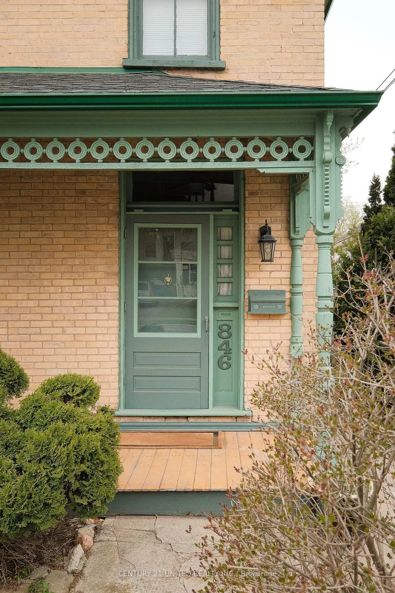 Photo 2 of 846 George Street N, Peterborough, Northcrest Ward 5 — HOMEH