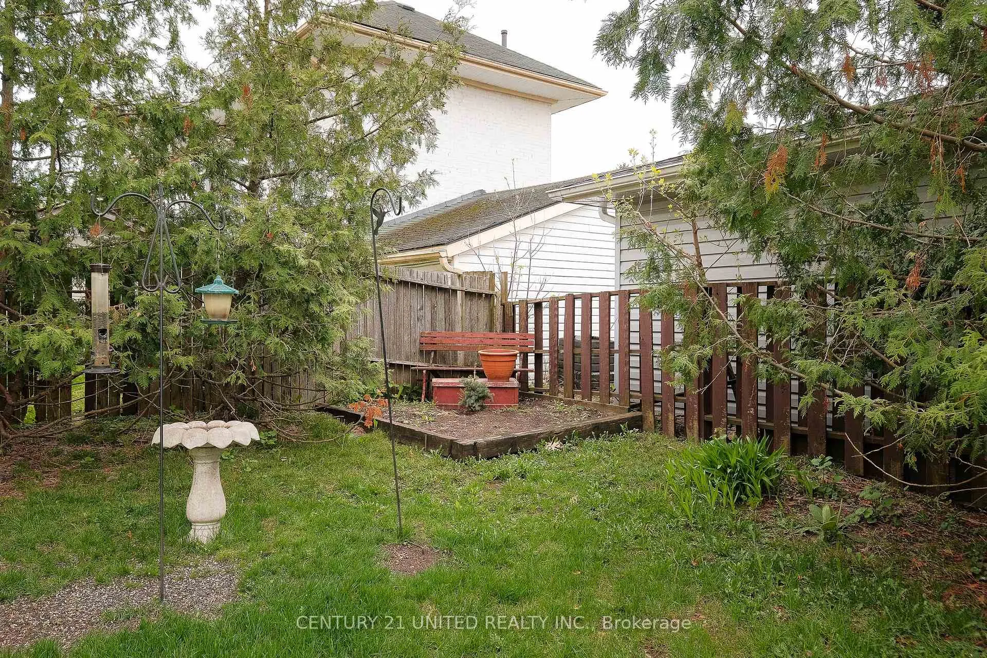 Photo 39 of 846 George Street N, Peterborough, Northcrest Ward 5 — HOMEH