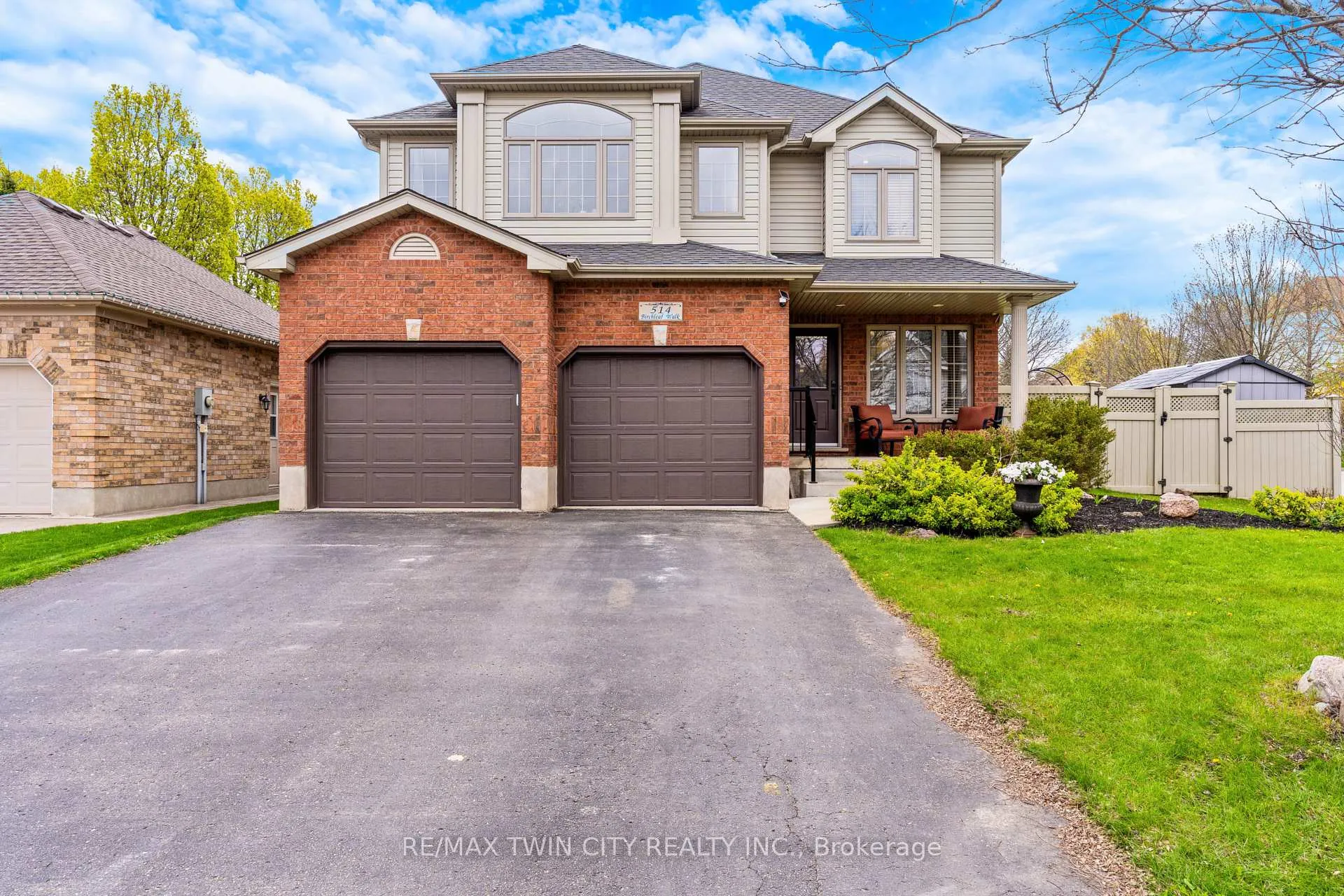 Photo 1 of 514 Birchleaf Walk, Waterloo, Westvale — HOMEH