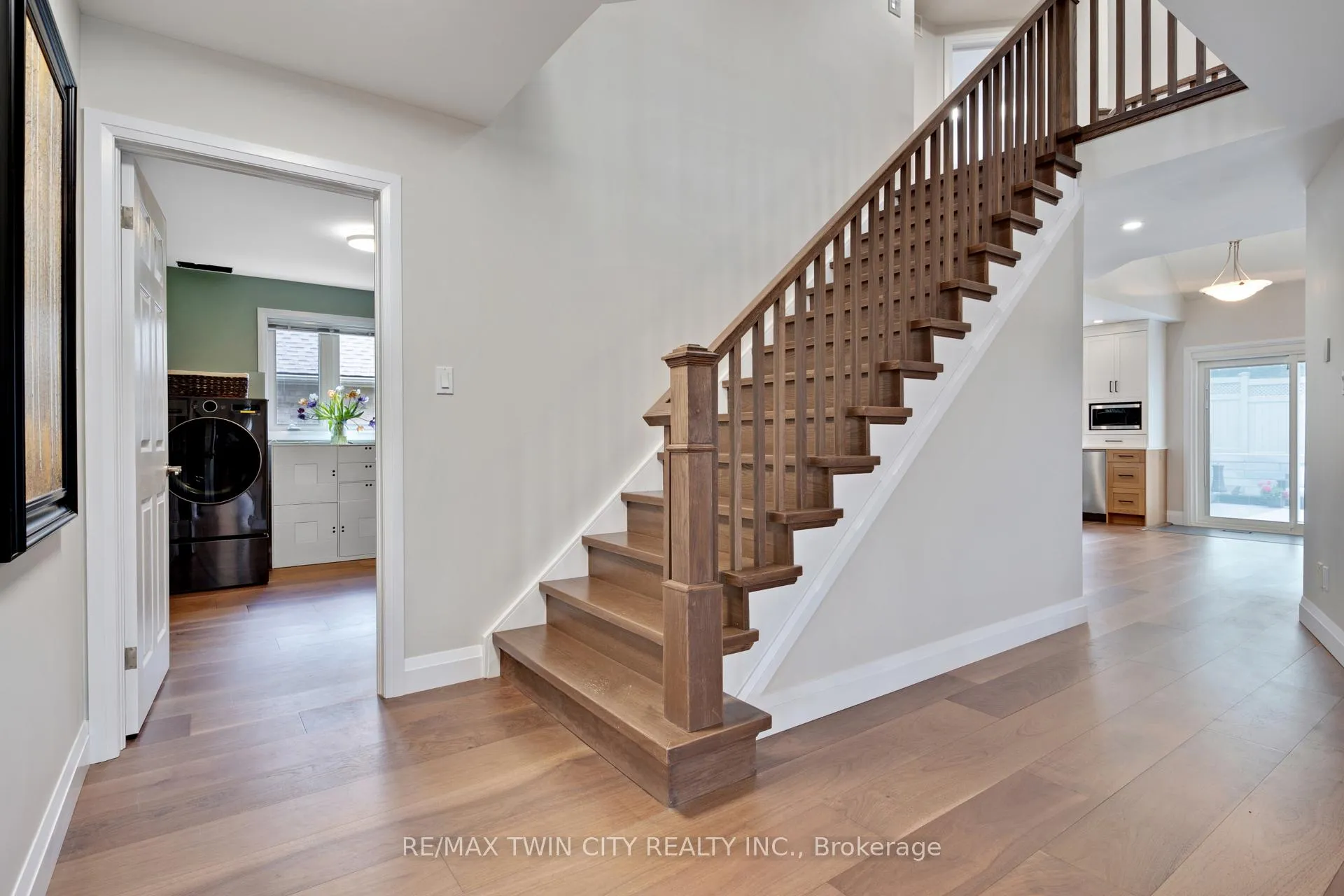 Photo 21 of 514 Birchleaf Walk, Waterloo, Westvale — HOMEH