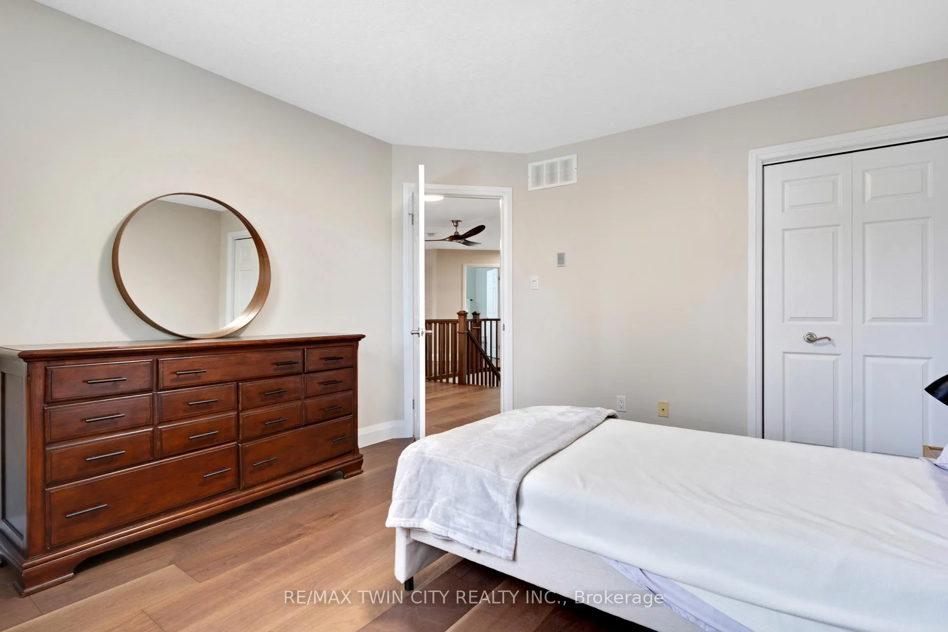 Photo 32 of 514 Birchleaf Walk, Waterloo, Westvale — HOMEH