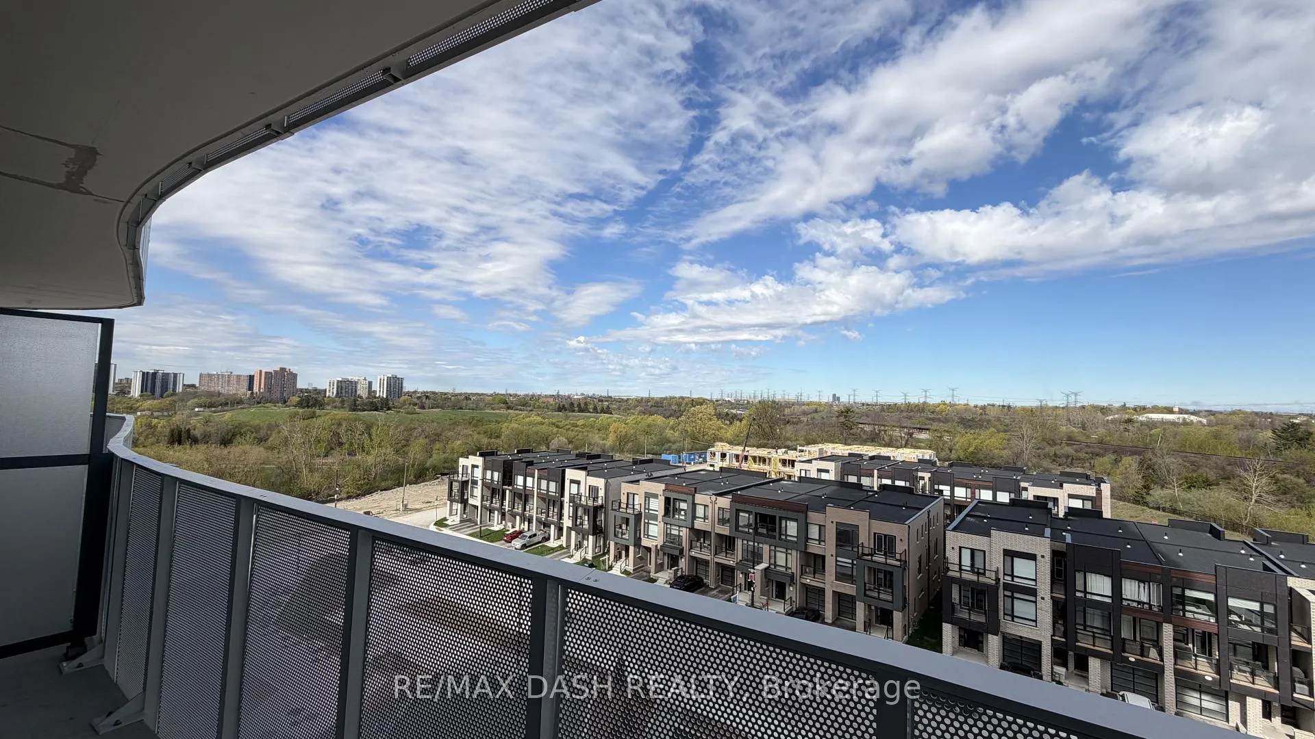 Photo 21 of Unit 608, 10 Flavelle Trail, Vaughan, Steeles West Industrial — HOMEH