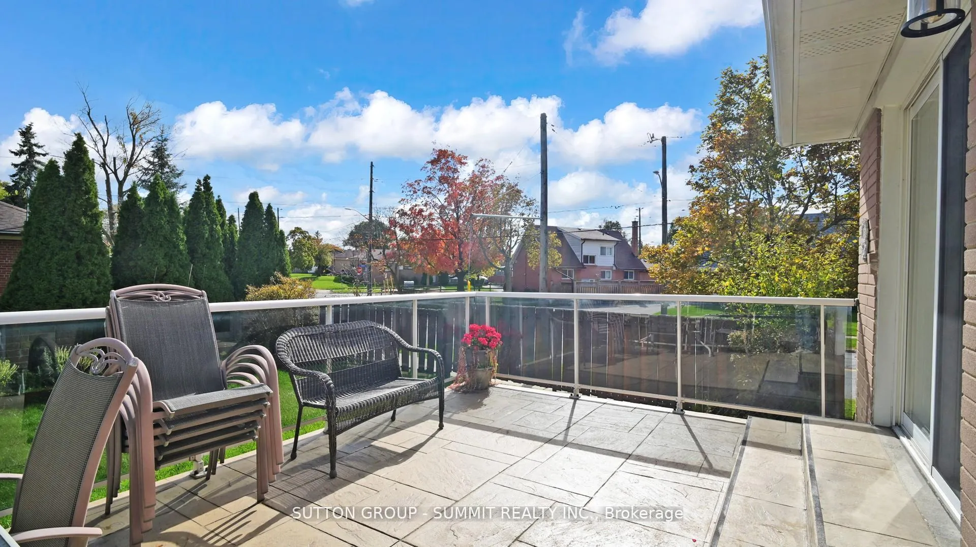 Photo 25 of 29 Fallowfield Road, Etobicoke, Rexdale-Kipling — HOMEH