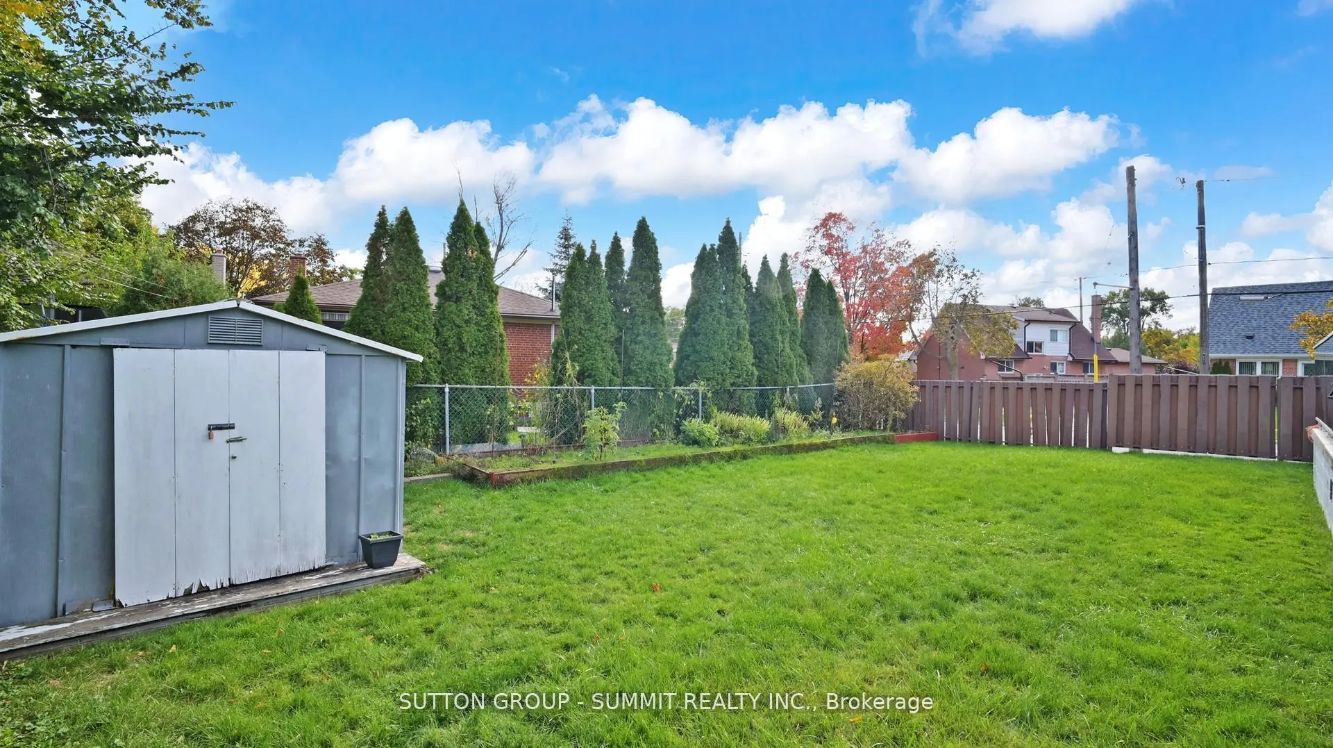 Photo 27 of 29 Fallowfield Road, Etobicoke, Rexdale-Kipling — HOMEH