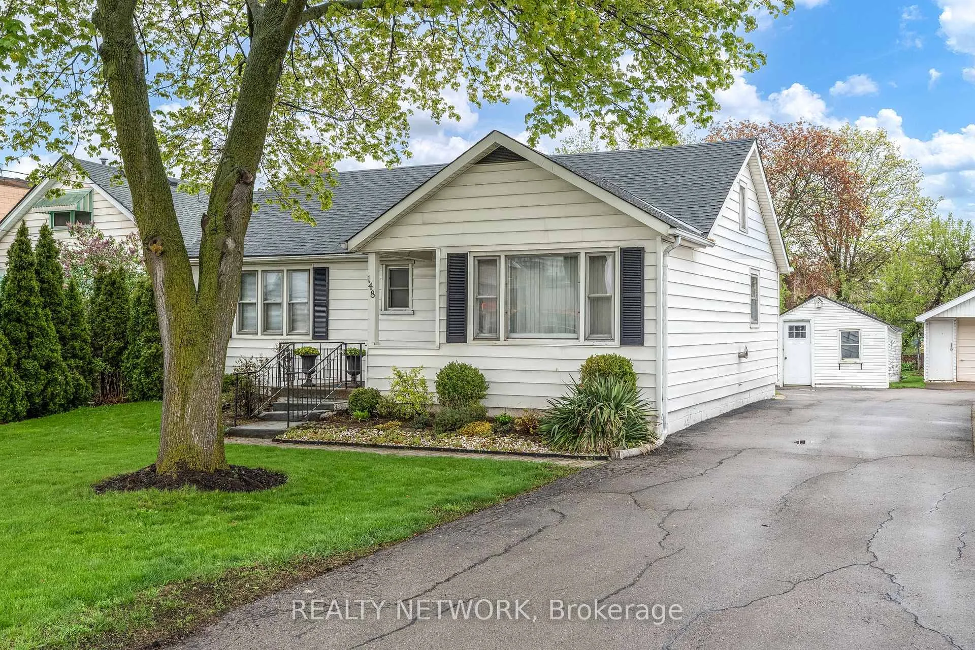 Photo 1 of 148 Gray Road, Hamilton, Stoney Creek — HOMEH