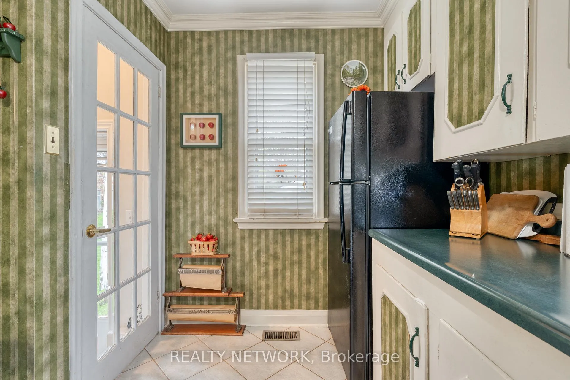 Photo 12 of 148 Gray Road, Hamilton, Stoney Creek — HOMEH