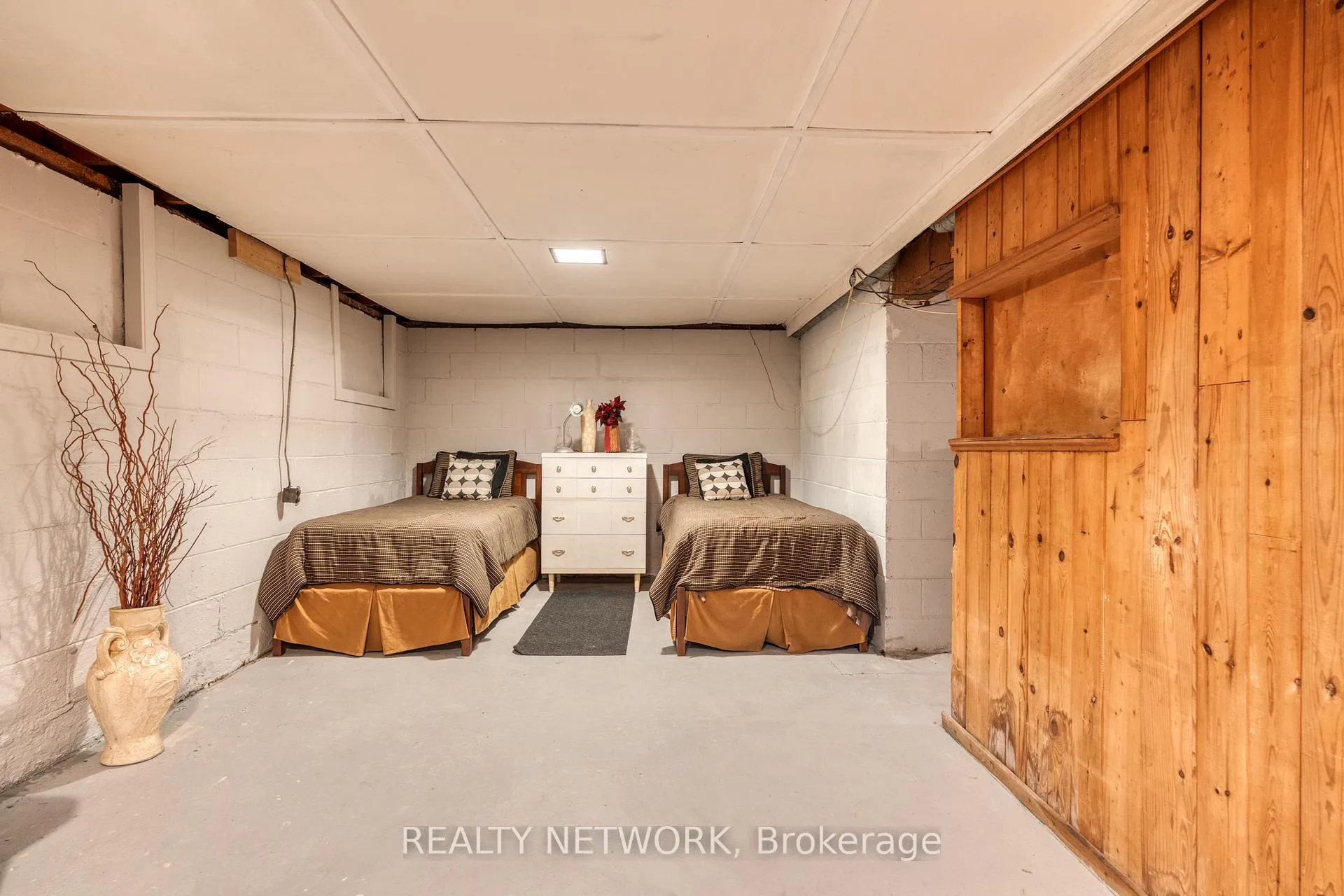 Photo 24 of 148 Gray Road, Hamilton, Stoney Creek — HOMEH