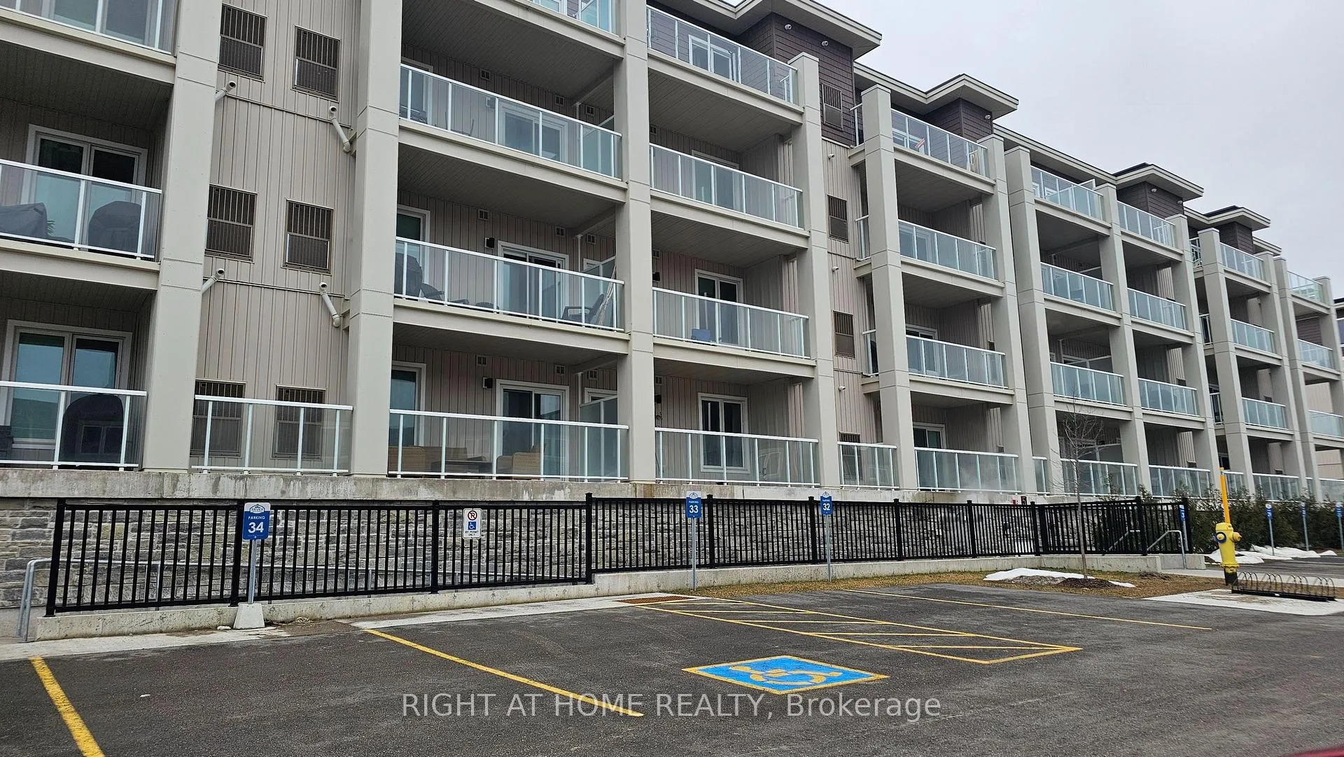 Photo 4 of Unit 314, 5 Spooner Crescent, Collingwood — HOMEH