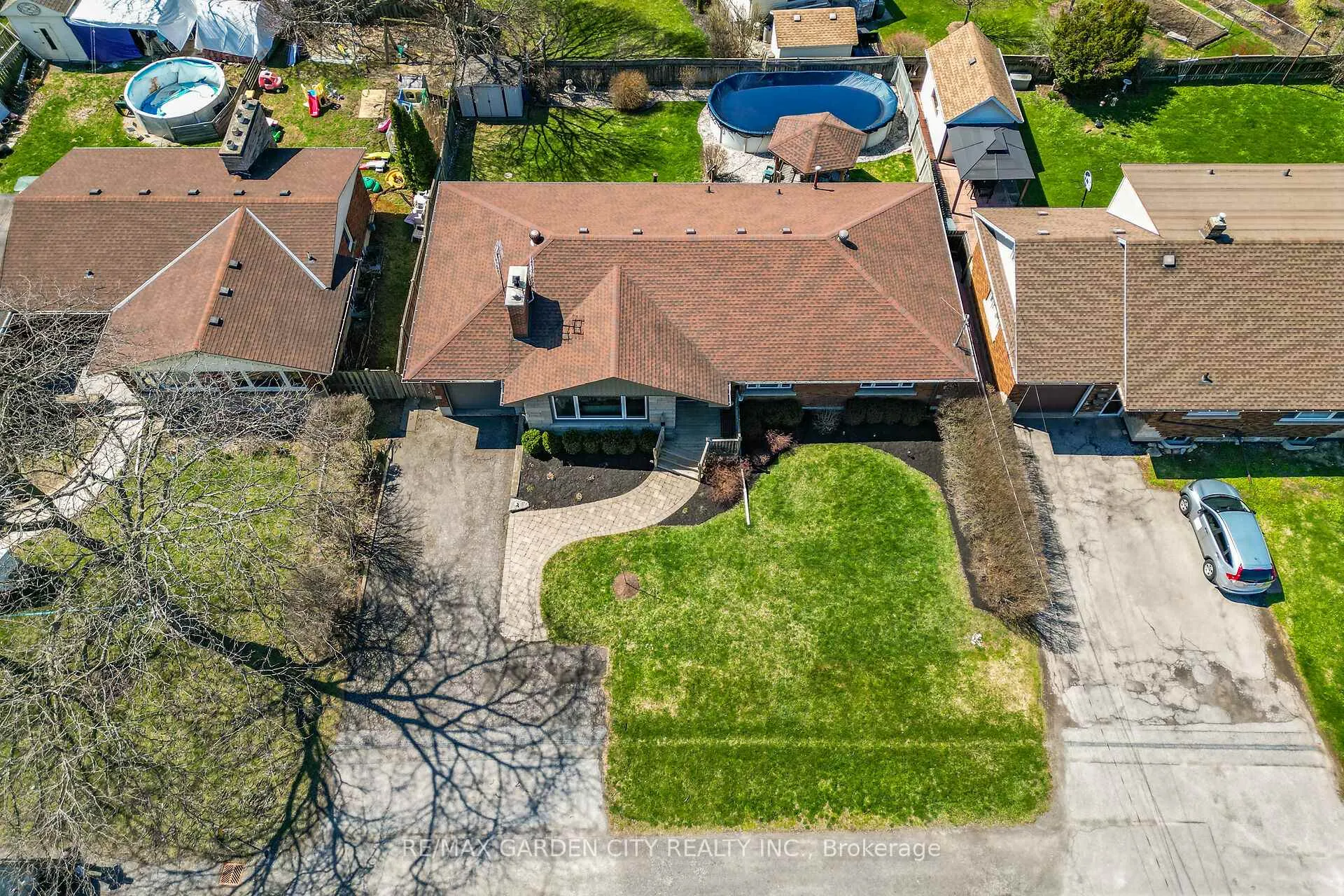 Photo 6 of 491 Niagara Street, St. Catharines, Vine/Linwell — HOMEH