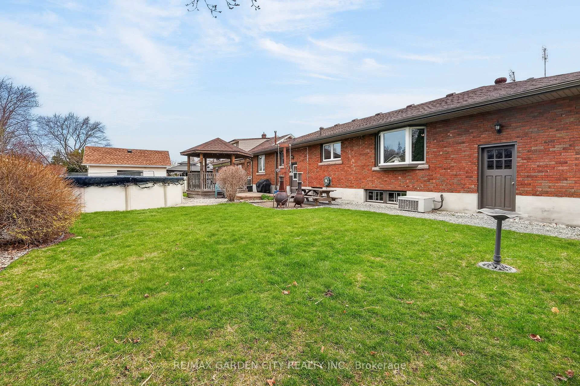 Photo 37 of 491 Niagara Street, St. Catharines, Vine/Linwell — HOMEH