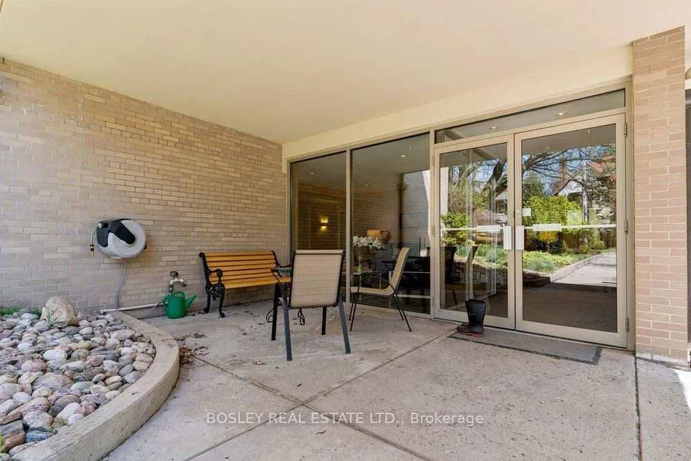 Photo 16 of Unit 303, 31 Rosedale Road, Toronto, Rosedale-Moore Park — HOMEH