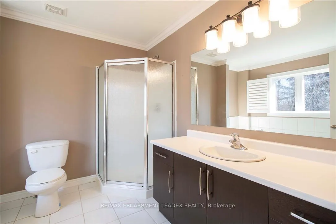 Photo 33 of 58 Maplevale Drive, Hamilton, Meadowlands — HOMEH