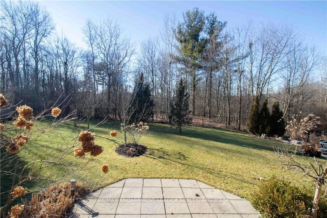 Photo 42 of 58 Maplevale Drive, Hamilton, Meadowlands — HOMEH